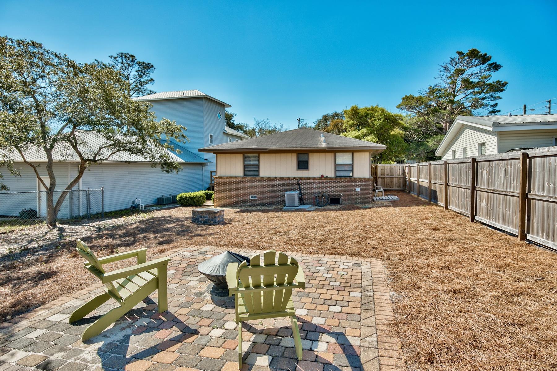 CRYSTAL BEACH - Residential