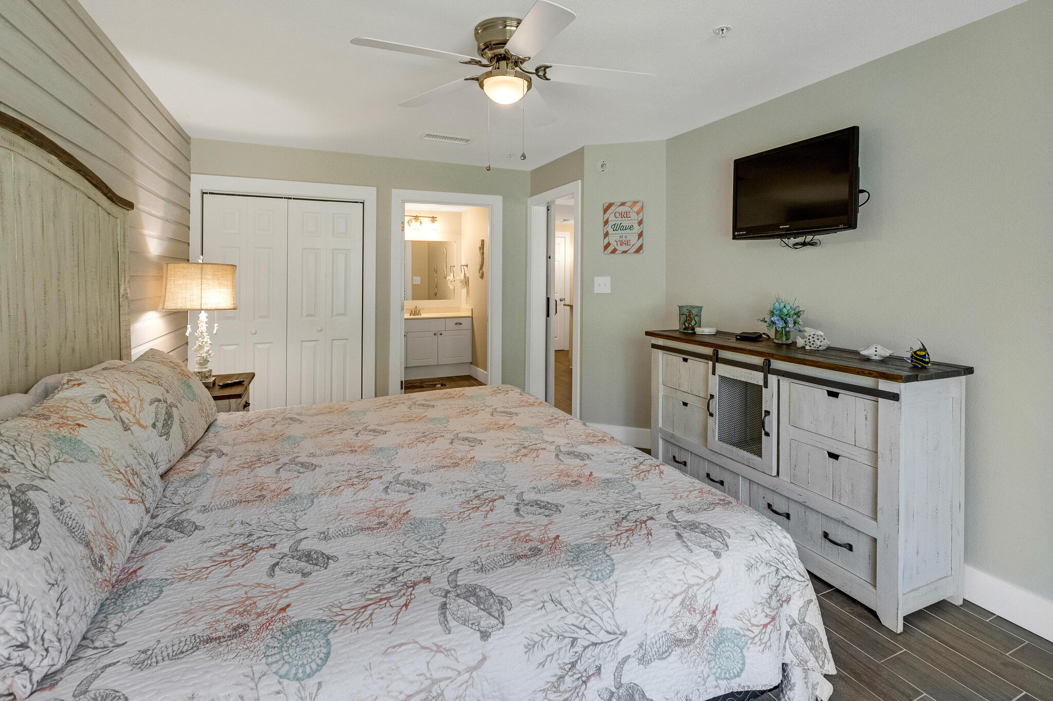 CIBONEY CONDO - Residential