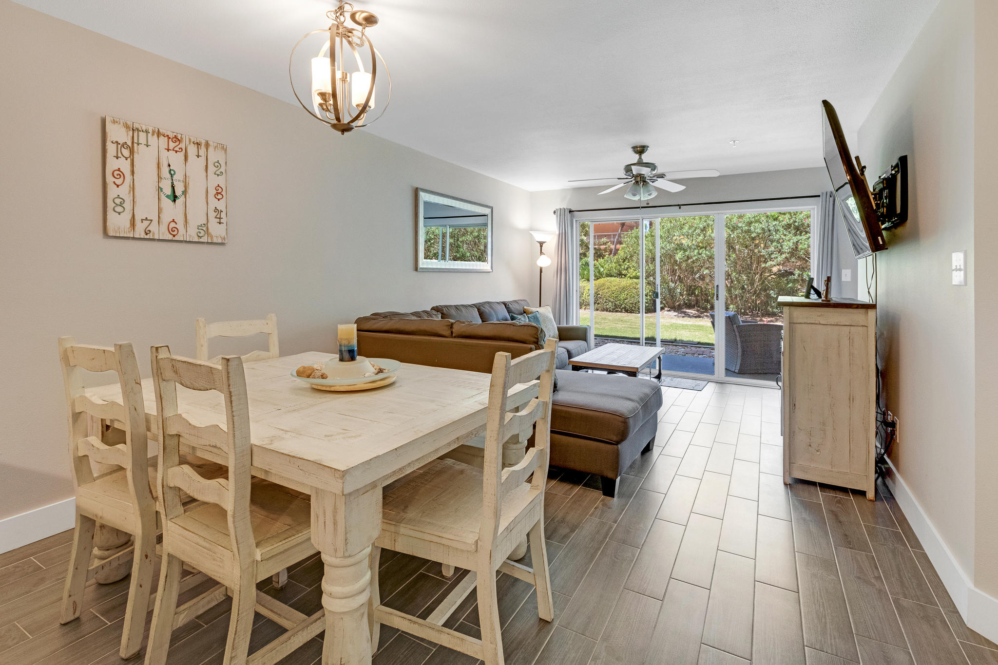 CIBONEY CONDO - Residential