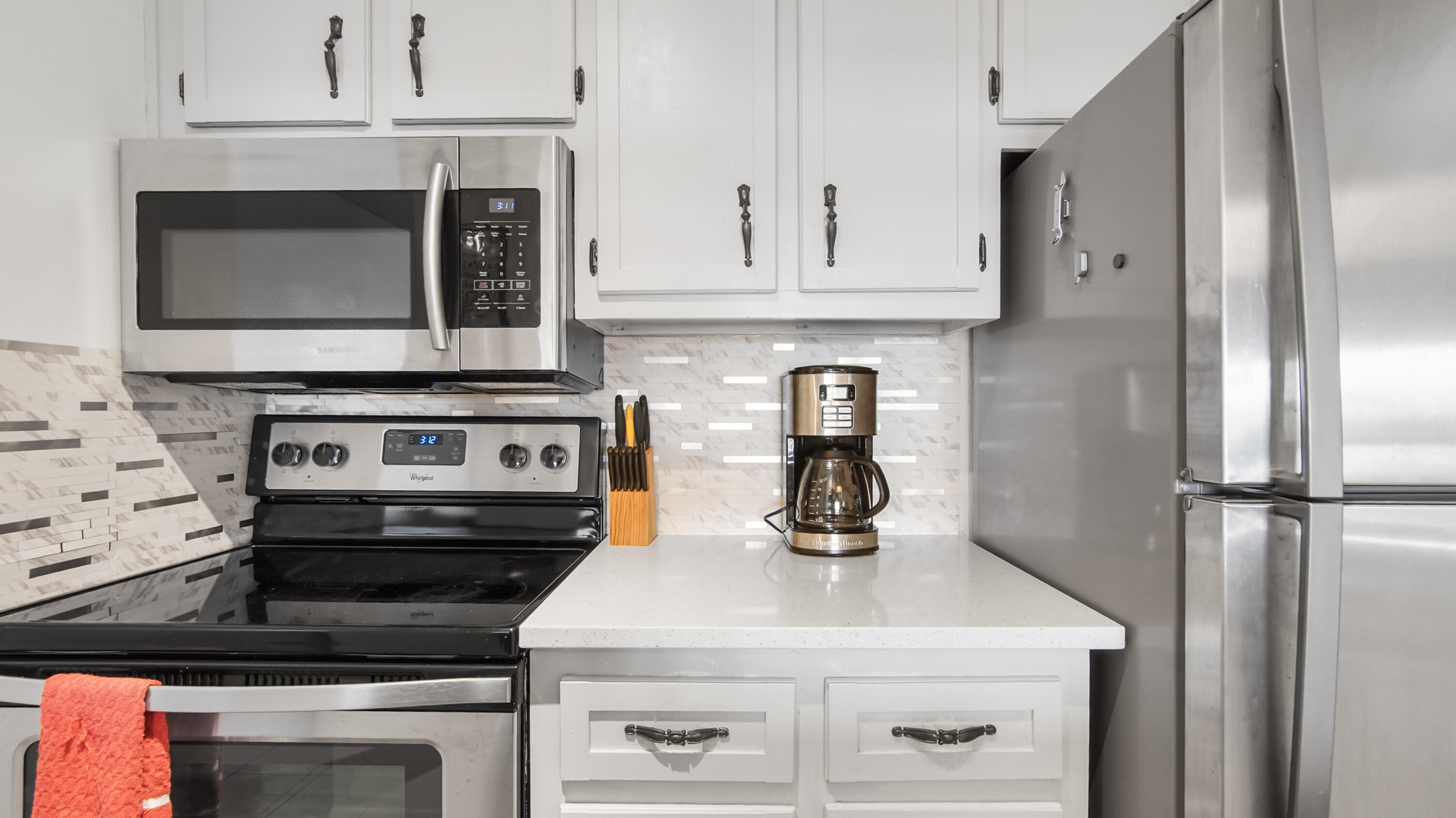 Grand Lagoon Cove Condominium - Residential