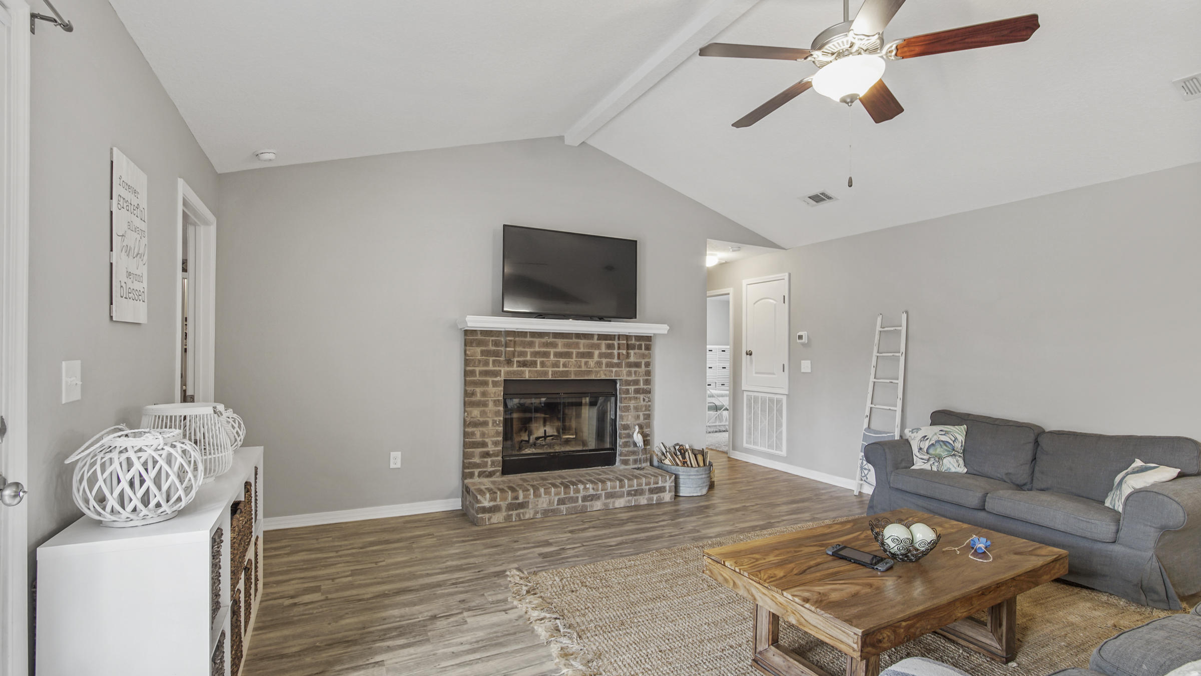 OAKWOOD HILLS UNIT 1 - Residential