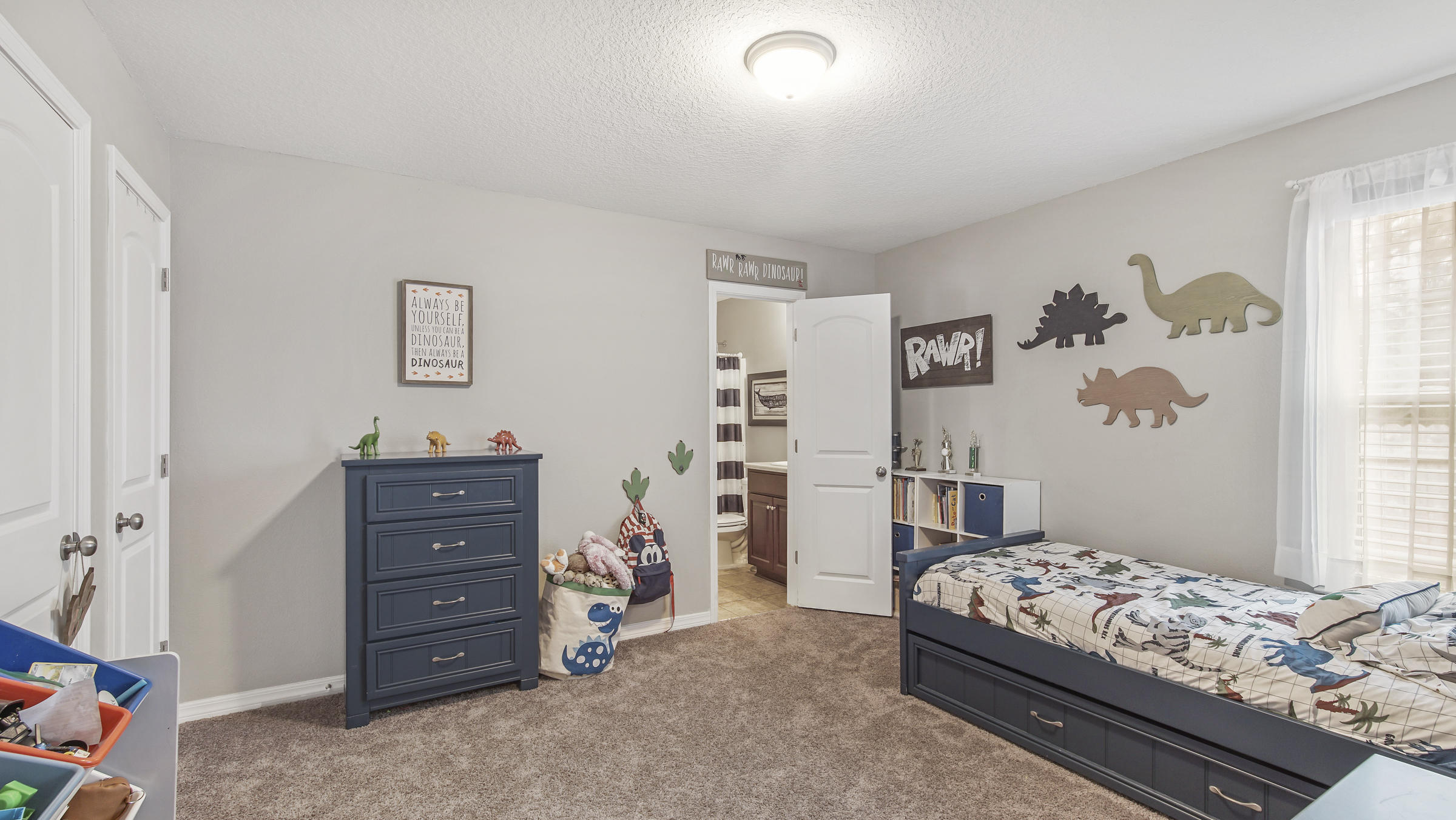 OAKWOOD HILLS UNIT 1 - Residential