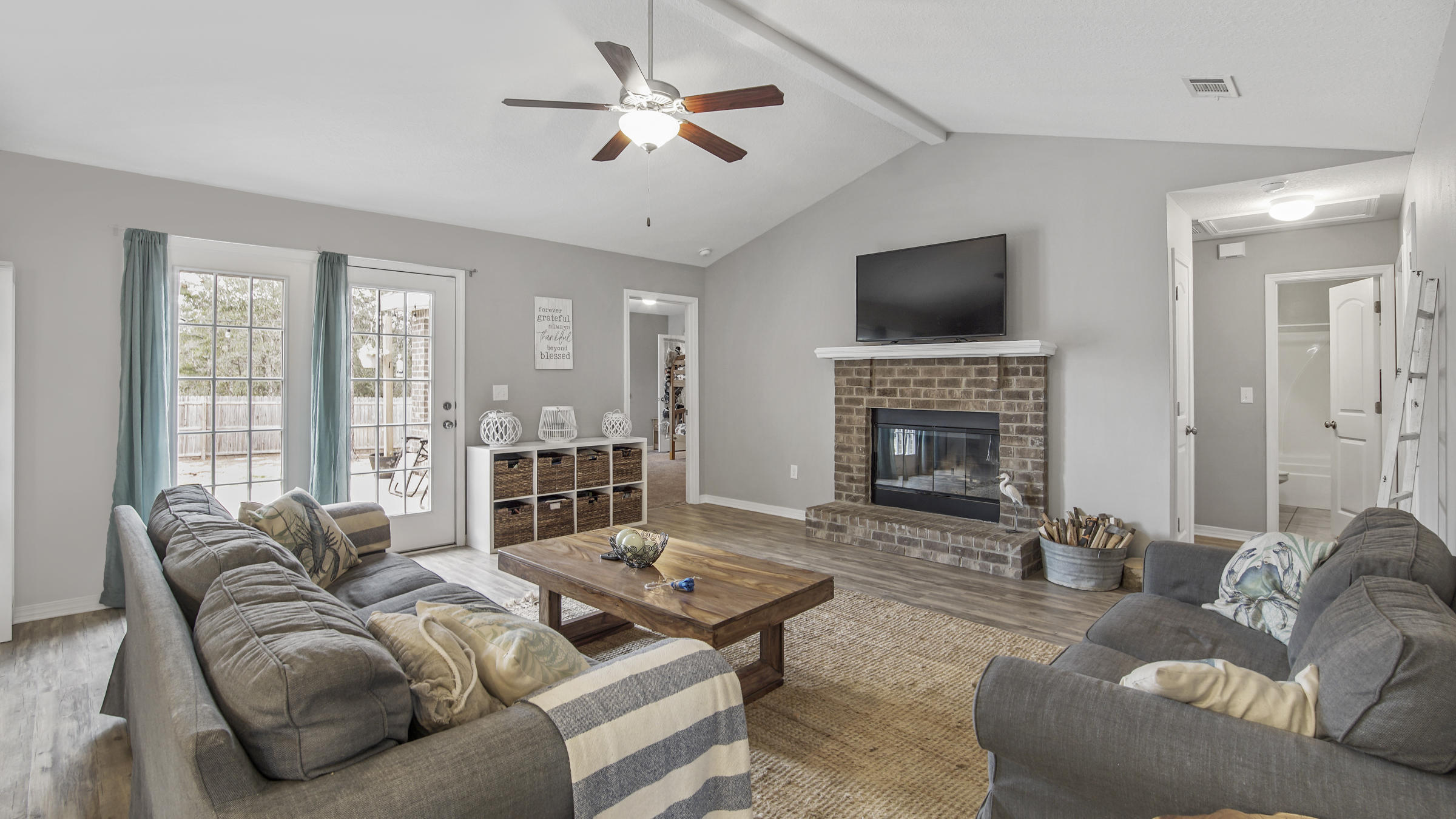 OAKWOOD HILLS UNIT 1 - Residential