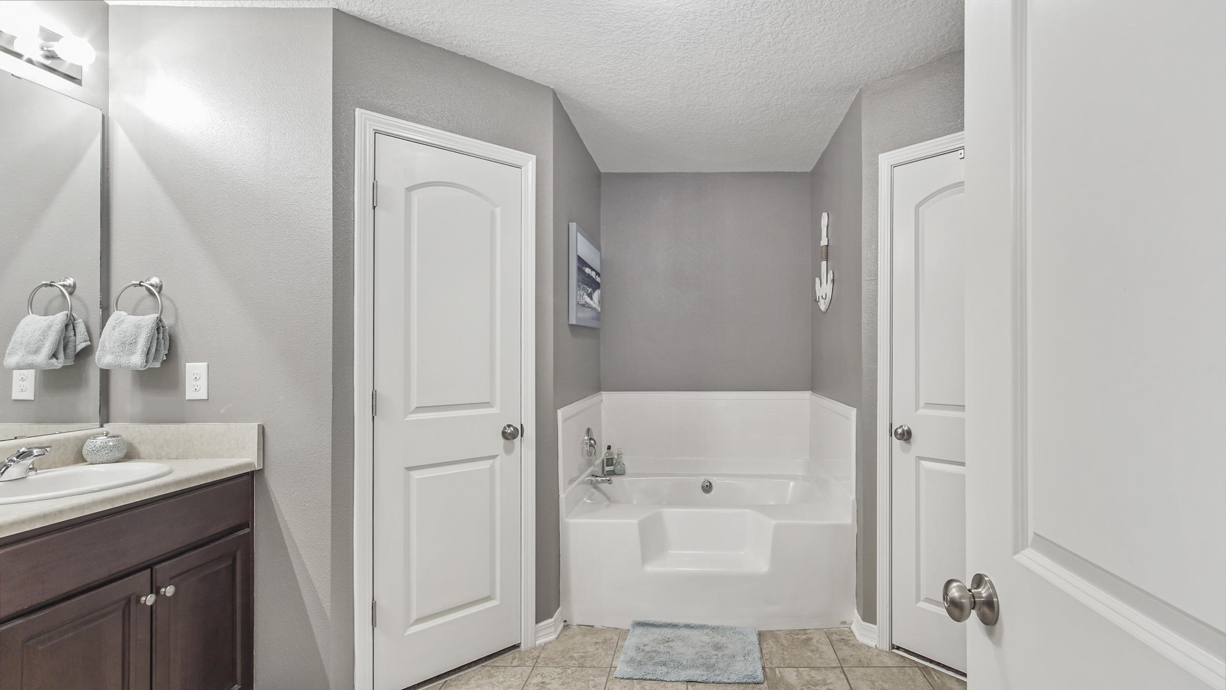 OAKWOOD HILLS UNIT 1 - Residential