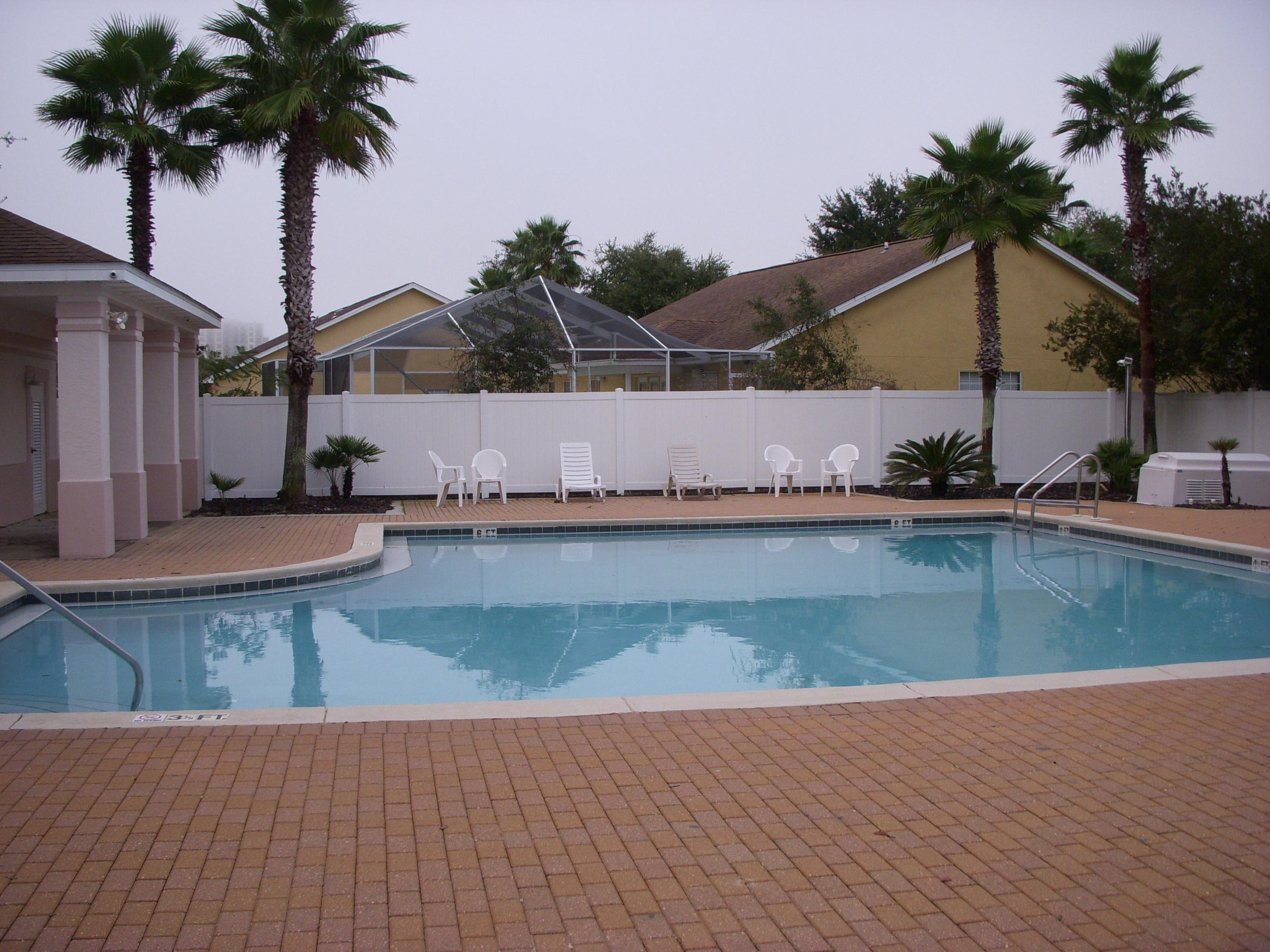 SUMMERWOOD - Residential