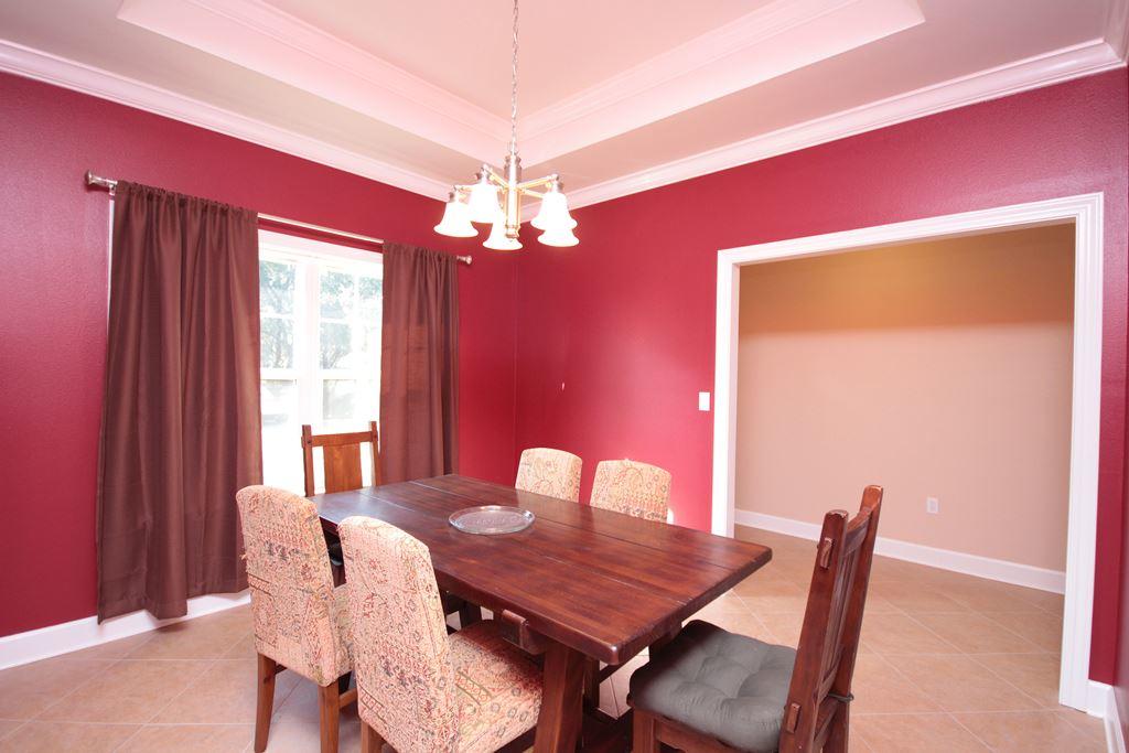 VILLA TASSO TOWN OF - Residential