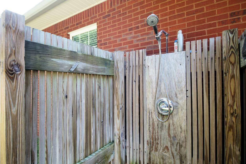 VILLA TASSO TOWN OF - Residential