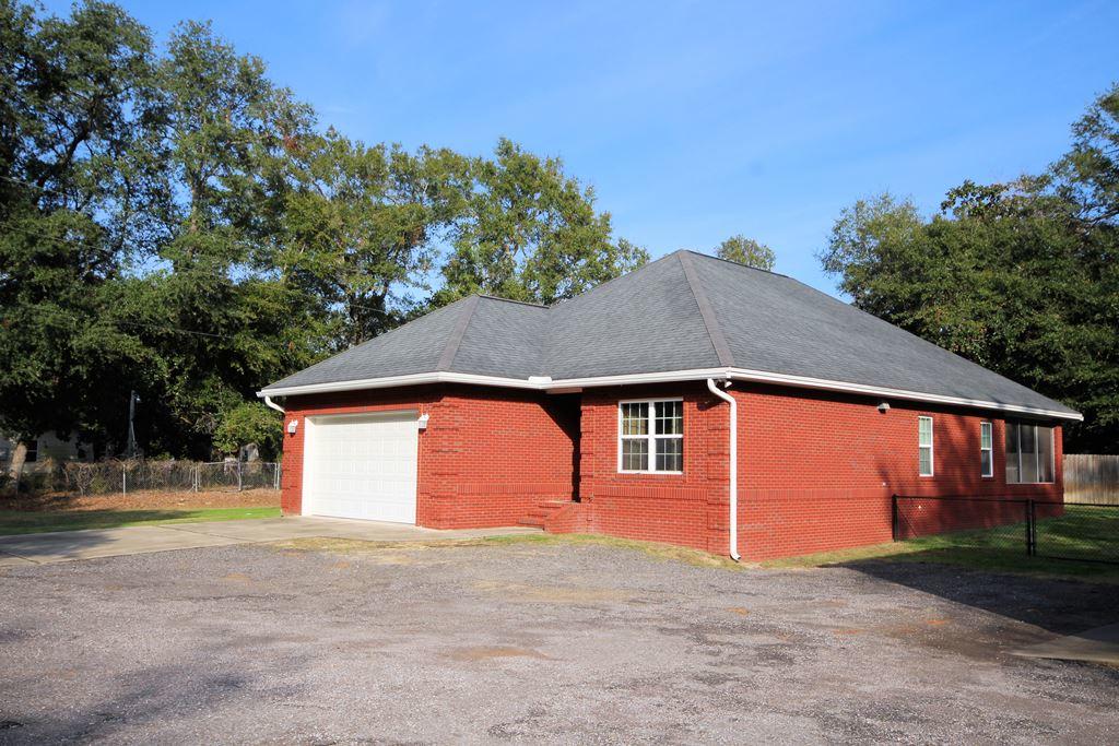 VILLA TASSO TOWN OF - Residential