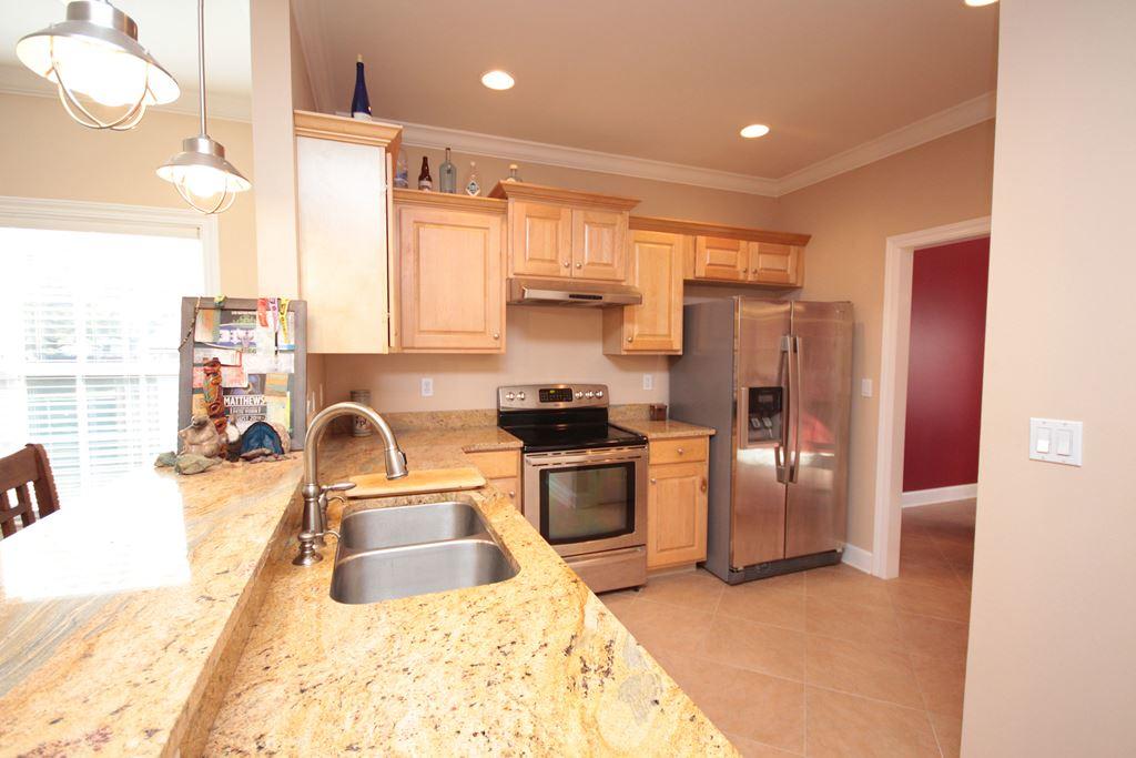 VILLA TASSO TOWN OF - Residential