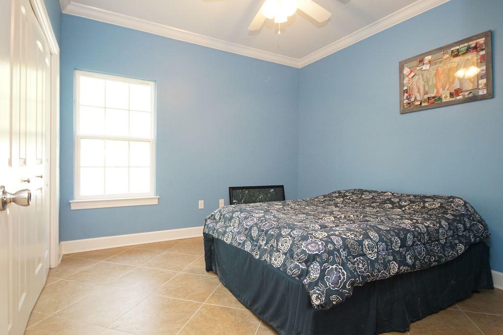 VILLA TASSO TOWN OF - Residential