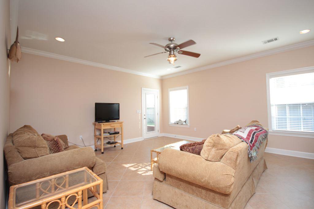 VILLA TASSO TOWN OF - Residential