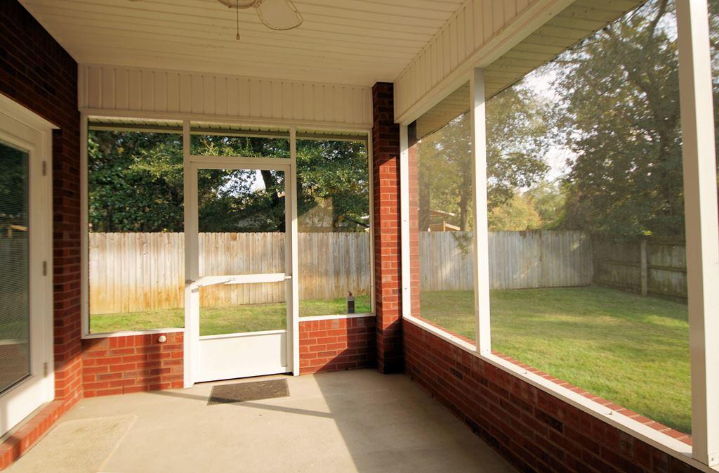 VILLA TASSO TOWN OF - Residential