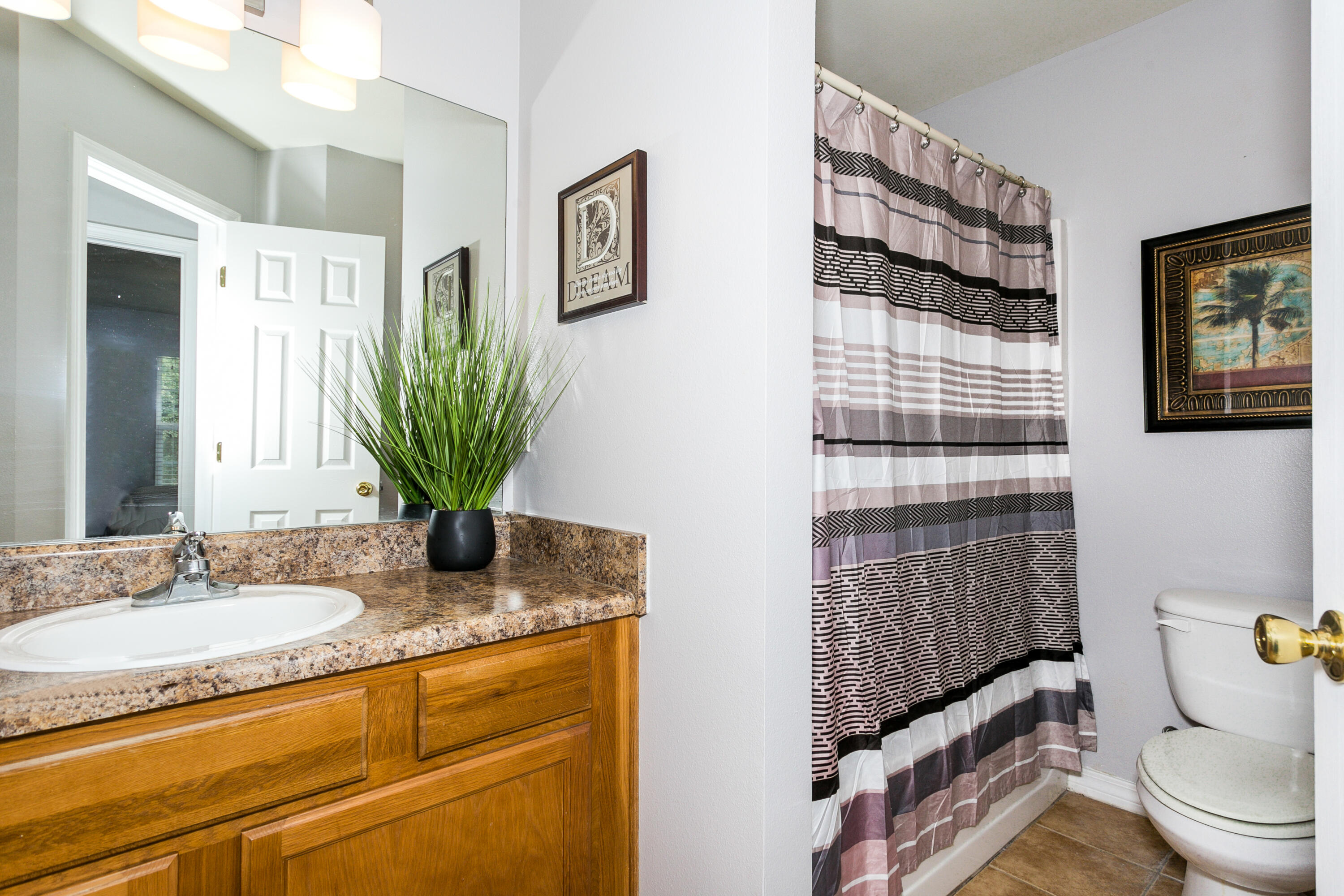 KINGS POINT - Residential