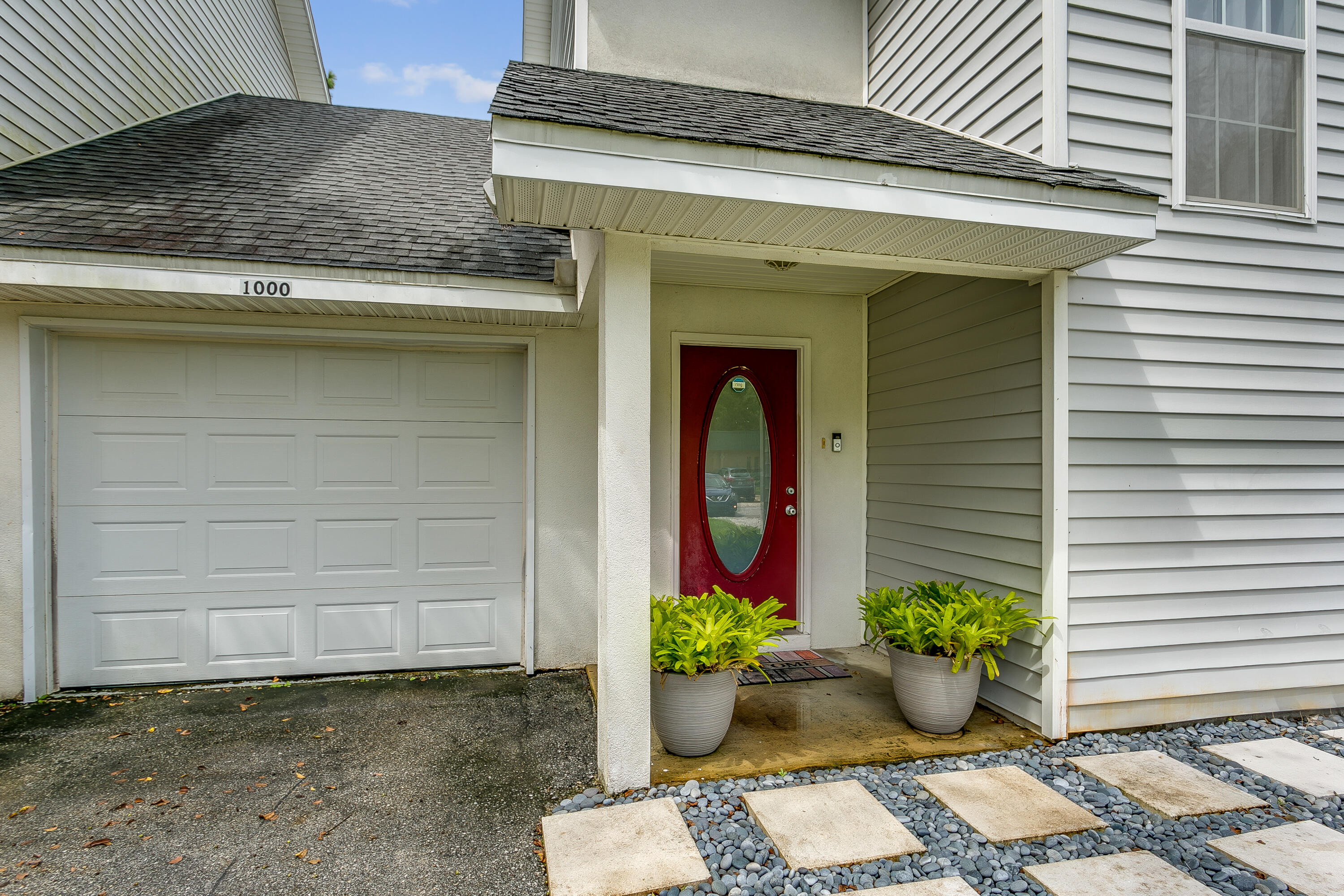THIS IS A MUST SEE!! MOVE IN READY TOWNHOME. New ceramic tile downstairs, updated kitchen with new backsplash, upgraded Range and Refrigerator, updated light fixtures throughout. W/D to convey. NEW ROOF installed September 2021. AC Unit 2018. This unique unit has 2 driveways for extra parking, extra patio space and a HUGE backyard for entertaining.Centrally located to Eglin AFB and Hurlbert Field.Seller is willing to sell sectional sofa and dinning table as a separate transaction.First showing to be OPEN HOUSE Saturday 9/25 10-1.