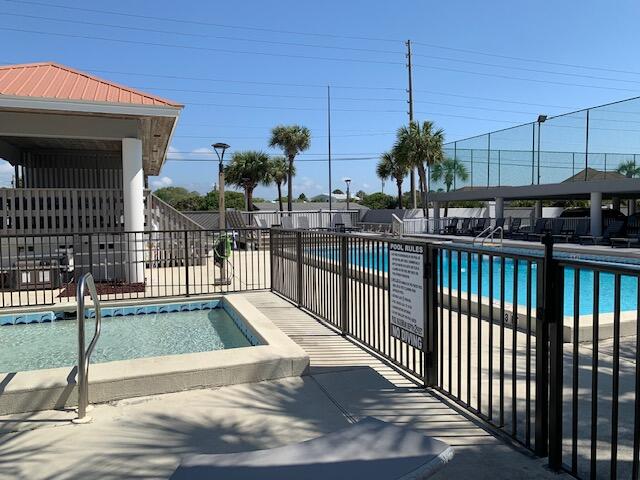 SURF DWELLER CONDO - Residential