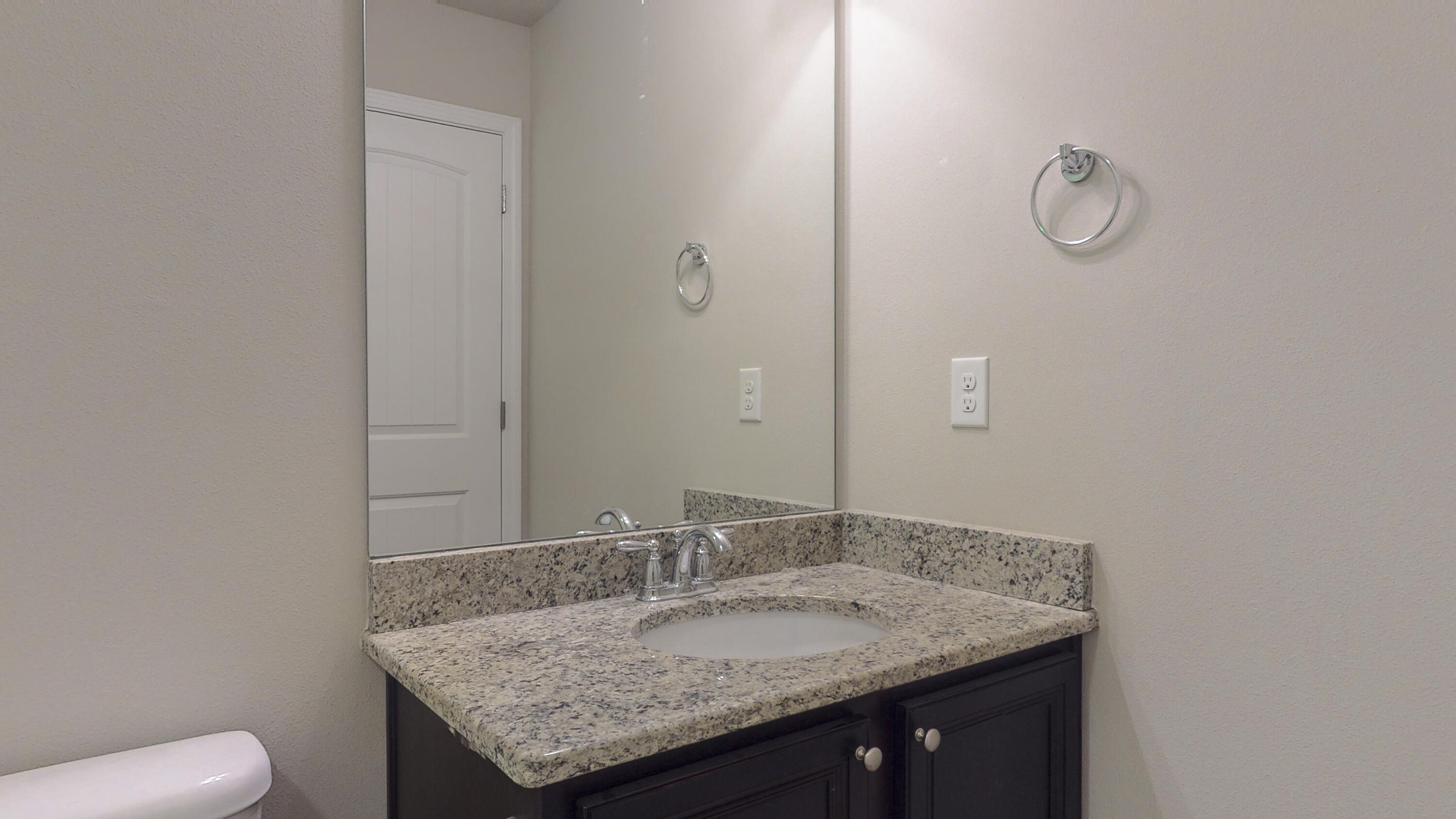 RESERVE POINTE - Residential