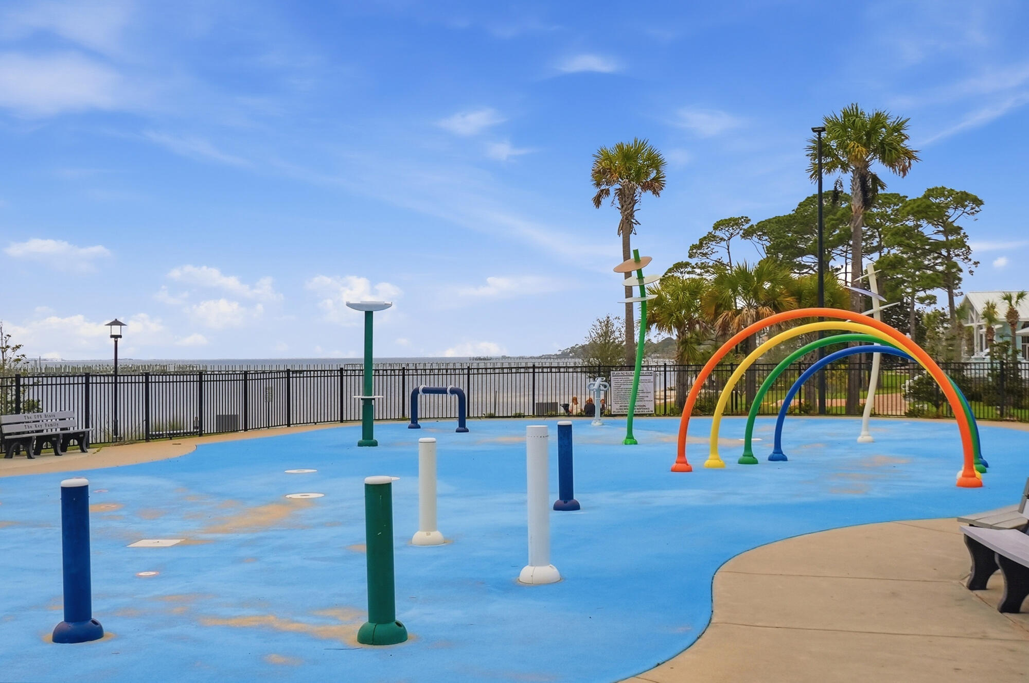 HOLLEY BY THE SEA - Residential