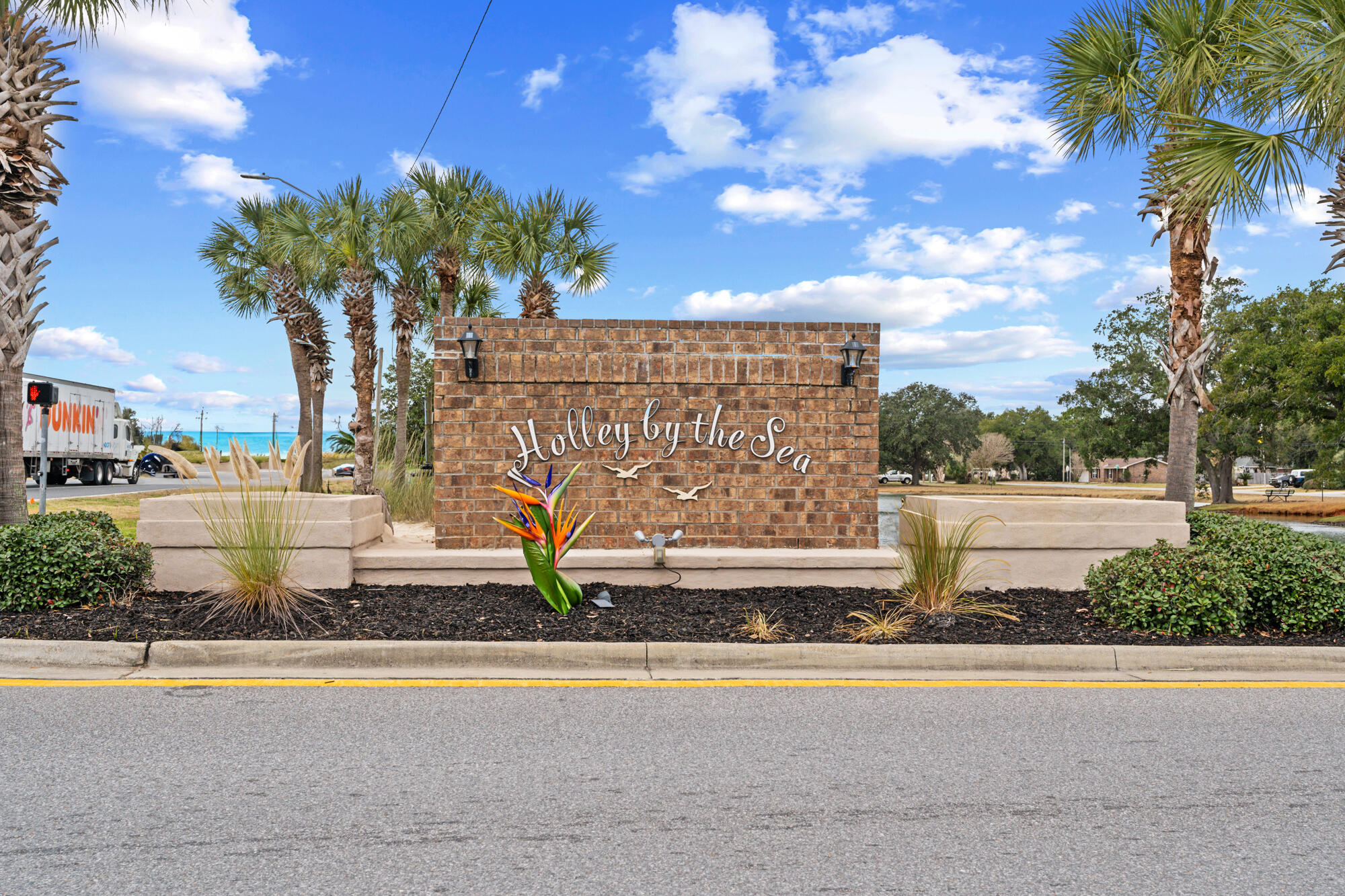 HOLLEY BY THE SEA - Residential