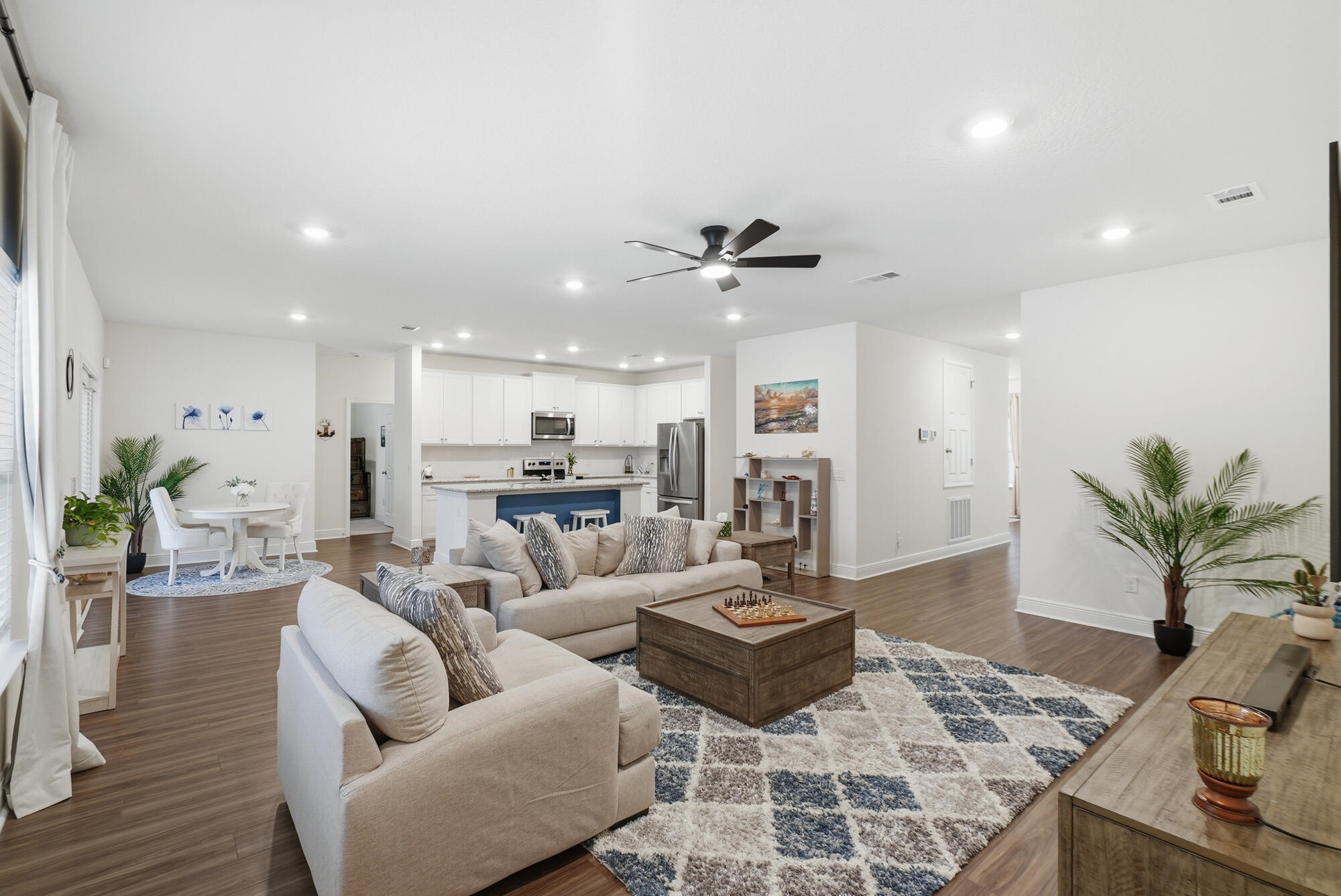 HOLLEY BY THE SEA - Residential