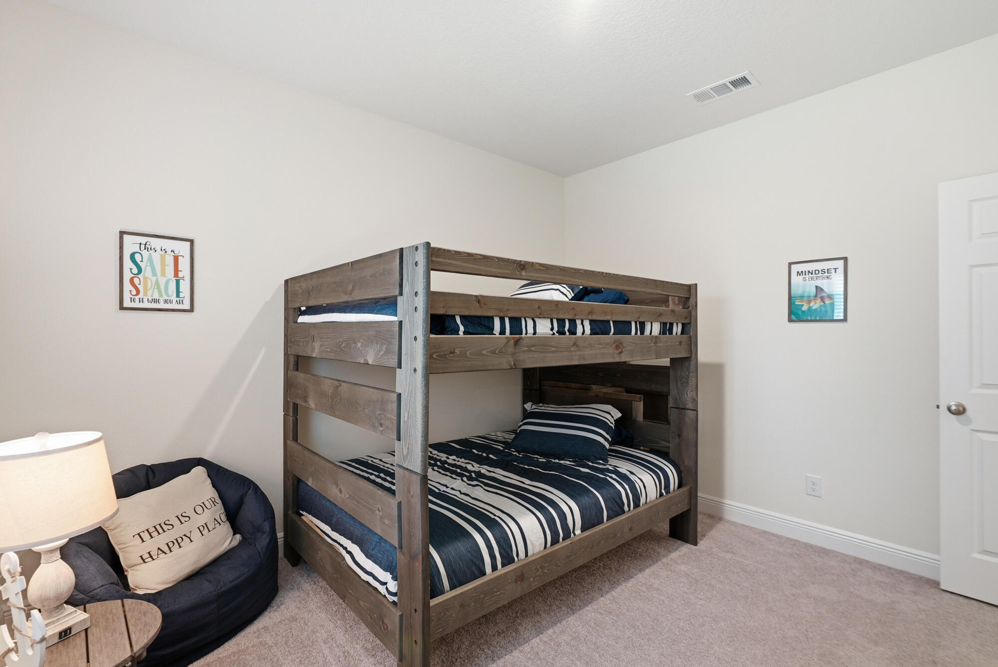 HOLLEY BY THE SEA - Residential