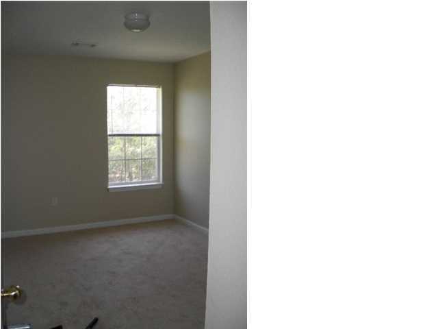 ROLLING PINES - Residential Lease