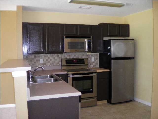 ROLLING PINES - Residential Lease