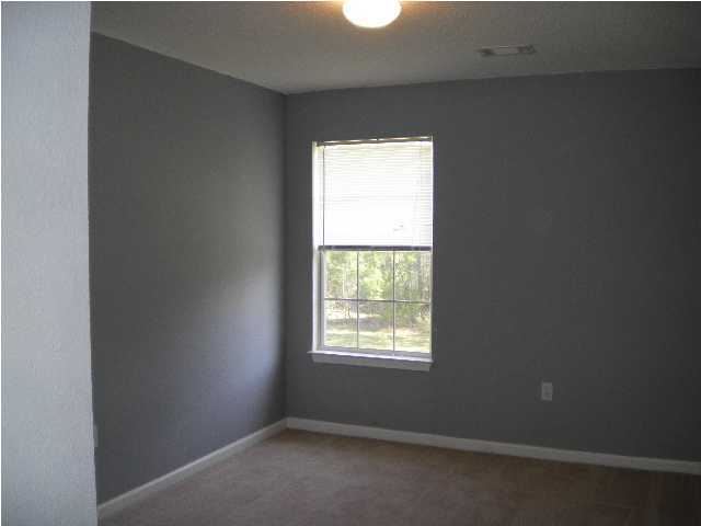 ROLLING PINES - Residential Lease