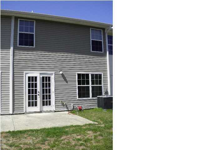 ROLLING PINES - Residential Lease