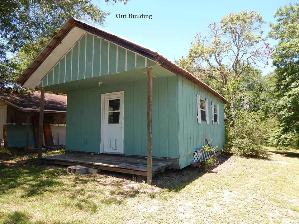 METES & BOUNDS - Farm