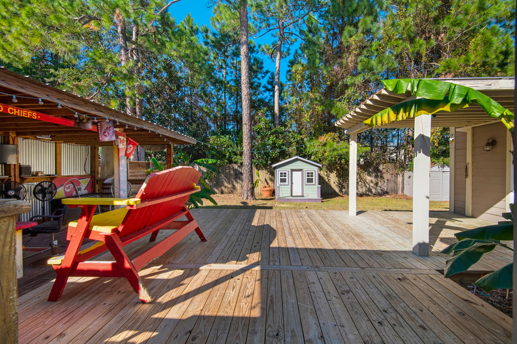 PINE GARDEN UNREC - Residential