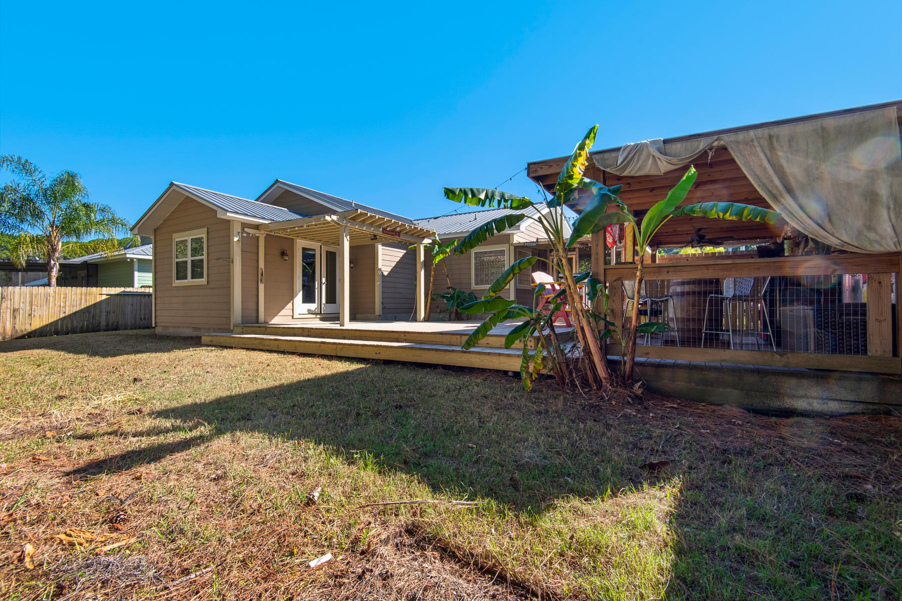 PINE GARDEN UNREC - Residential