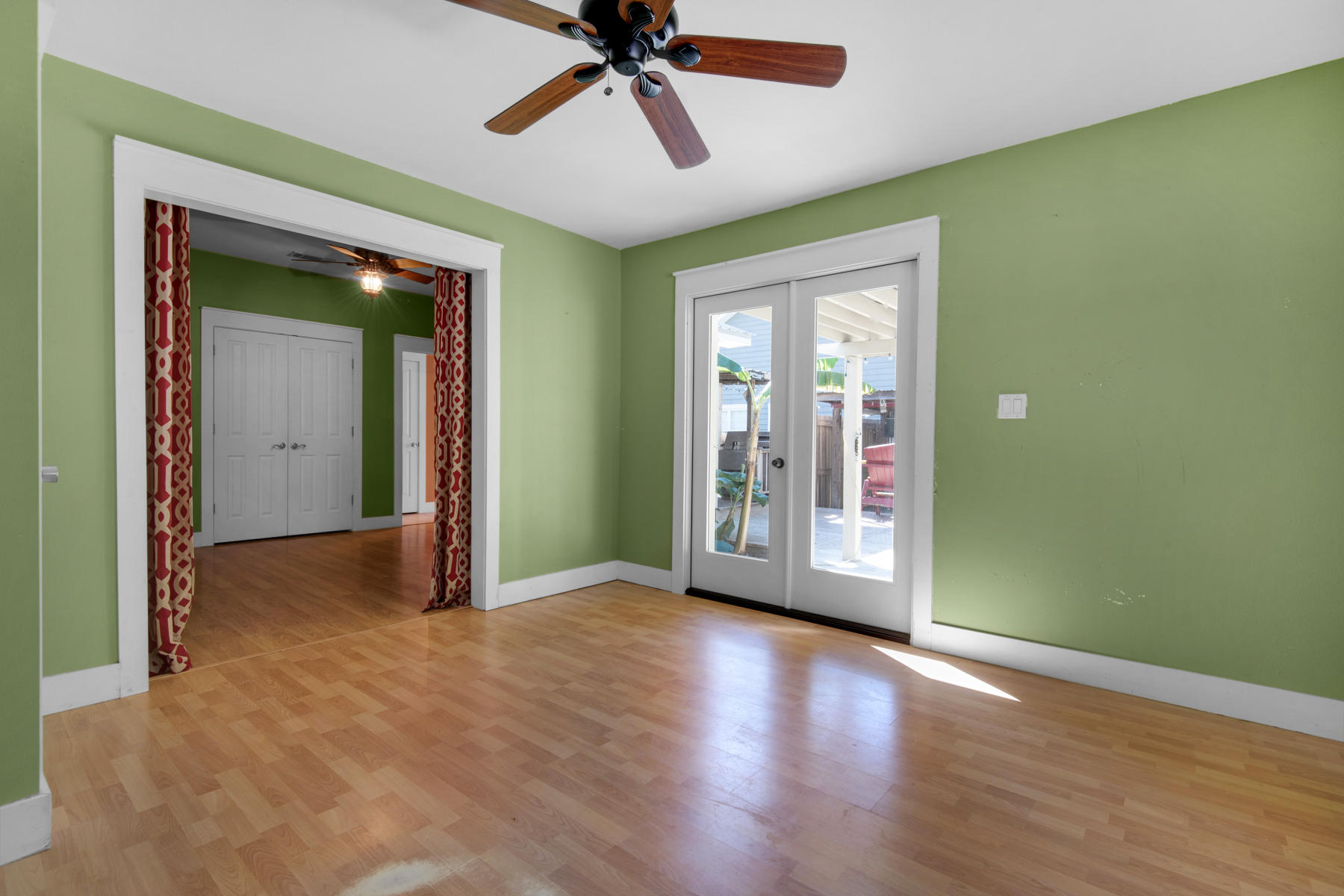 PINE GARDEN UNREC - Residential