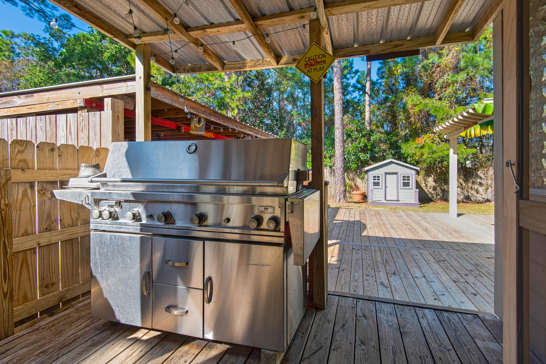 PINE GARDEN UNREC - Residential