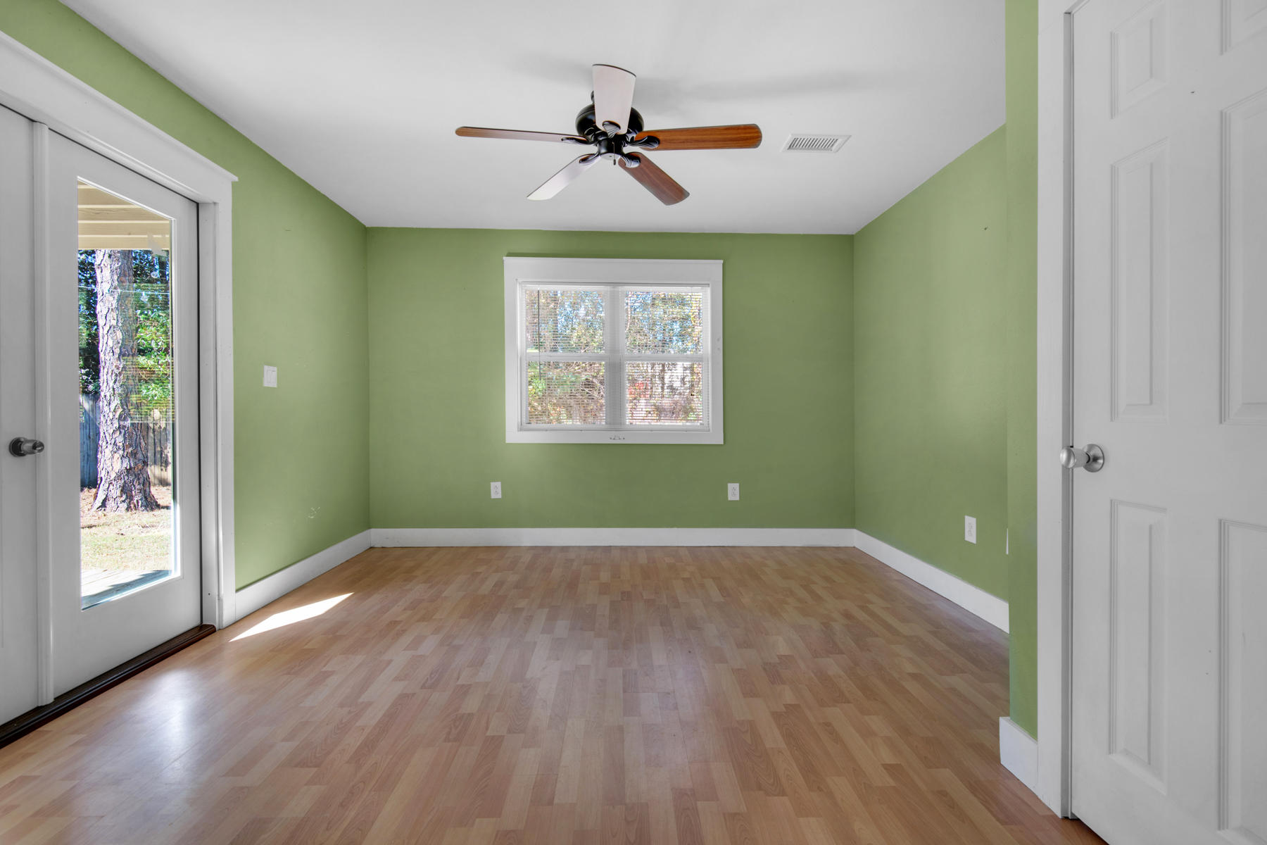 PINE GARDEN UNREC - Residential