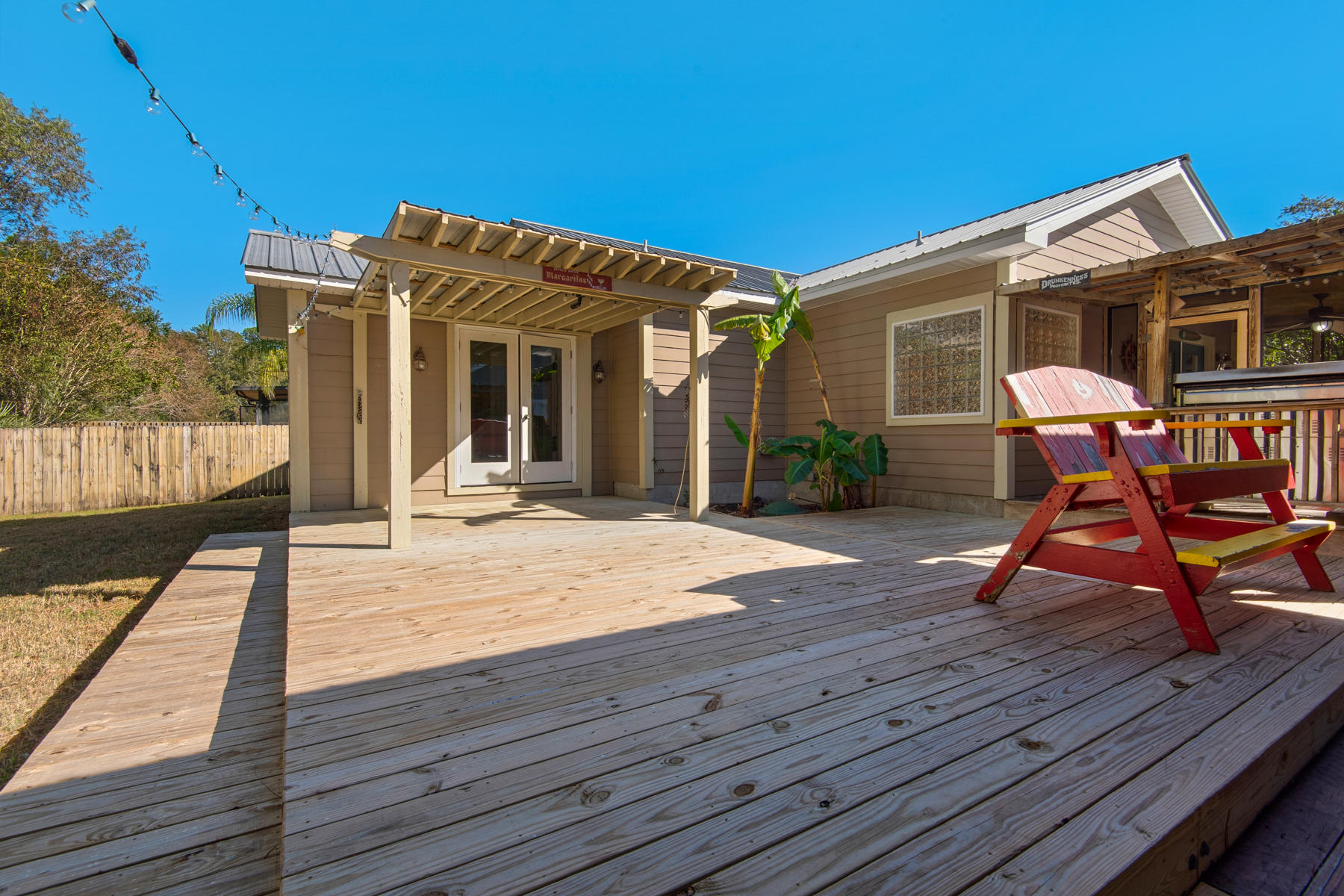 PINE GARDEN UNREC - Residential