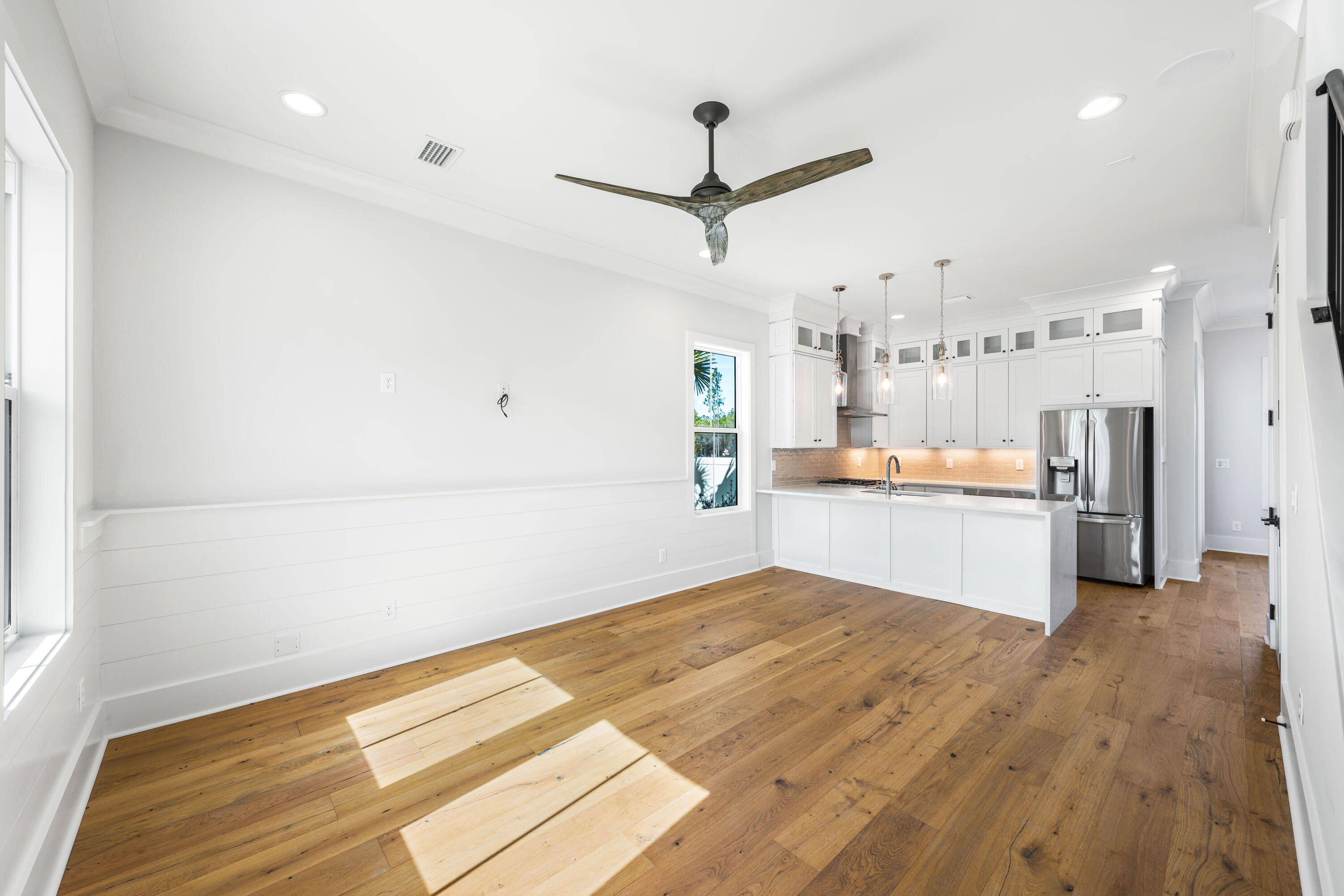 Century 393 - Residential Lease