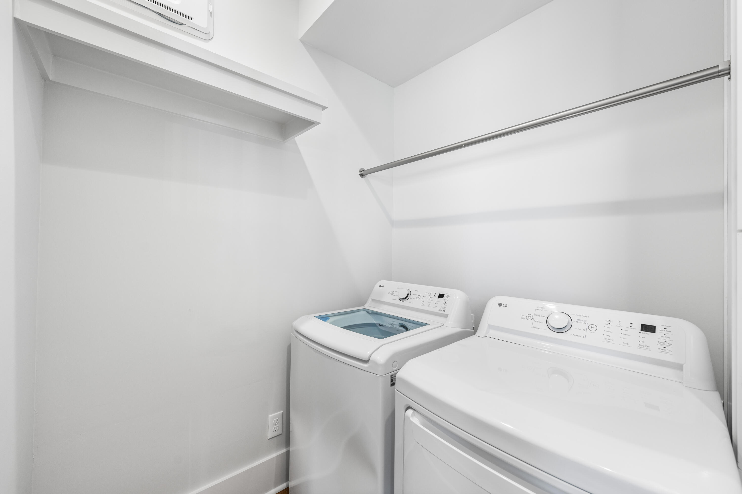 Century 393 - Residential Lease