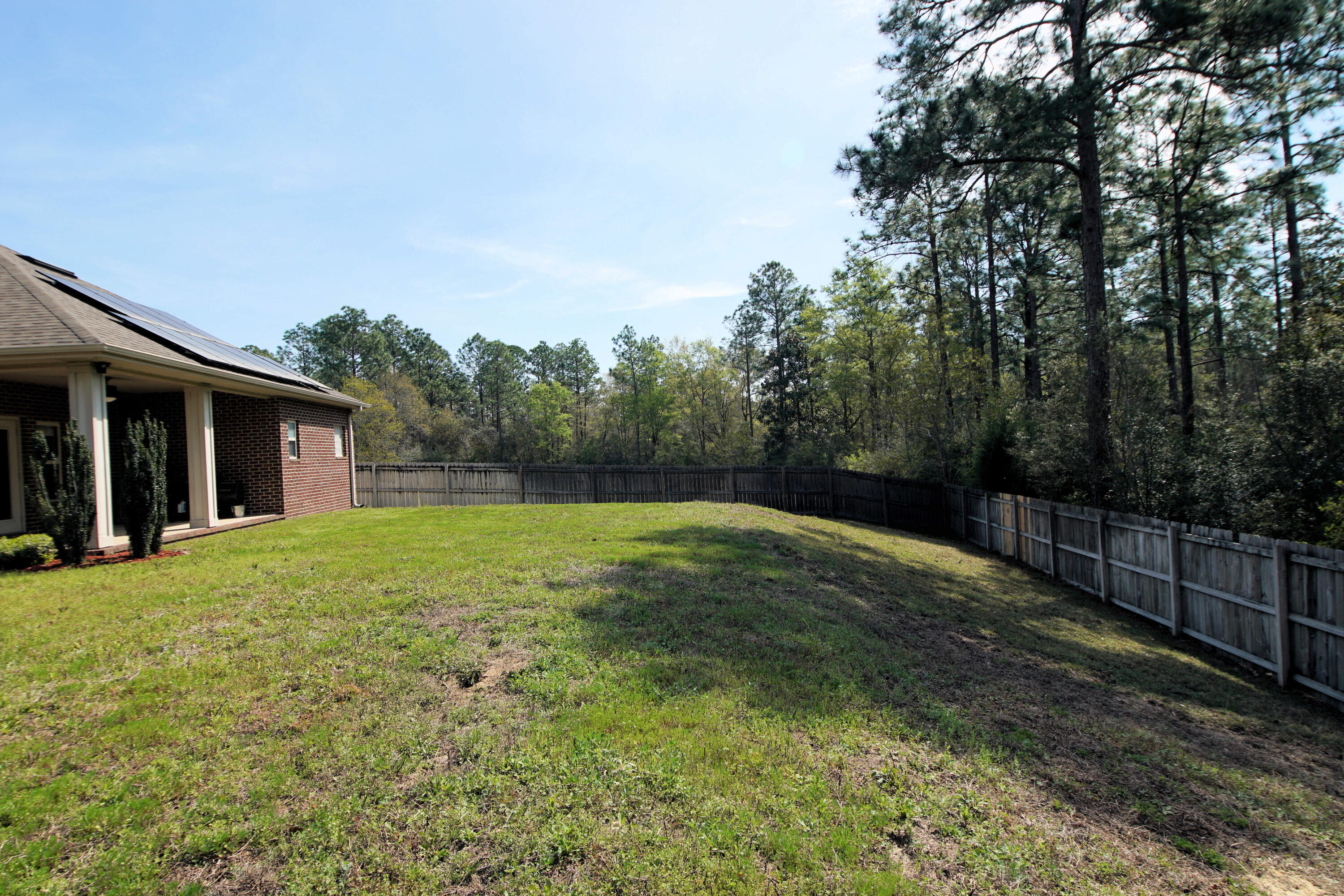 SHADOW PINES - Residential Lease