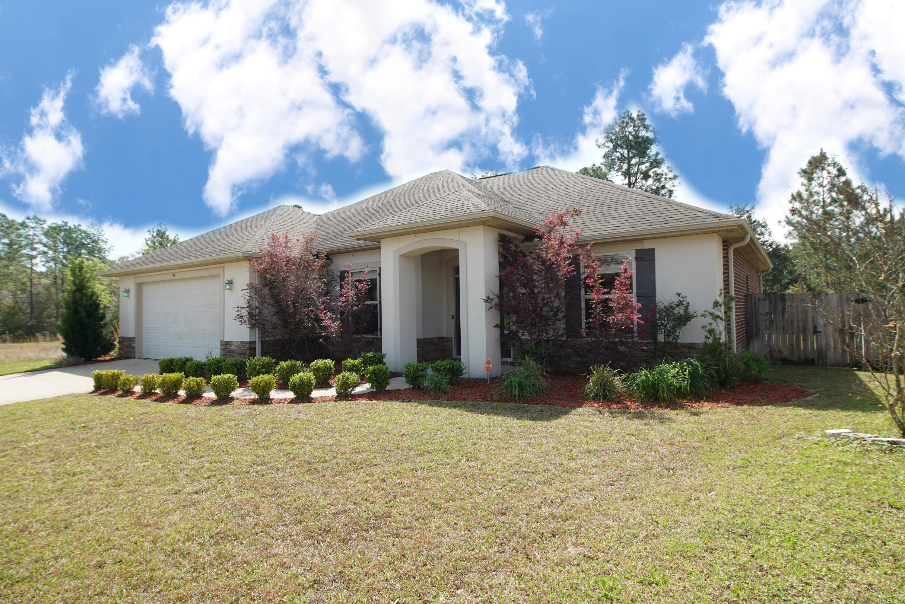 SHADOW PINES - Residential Lease
