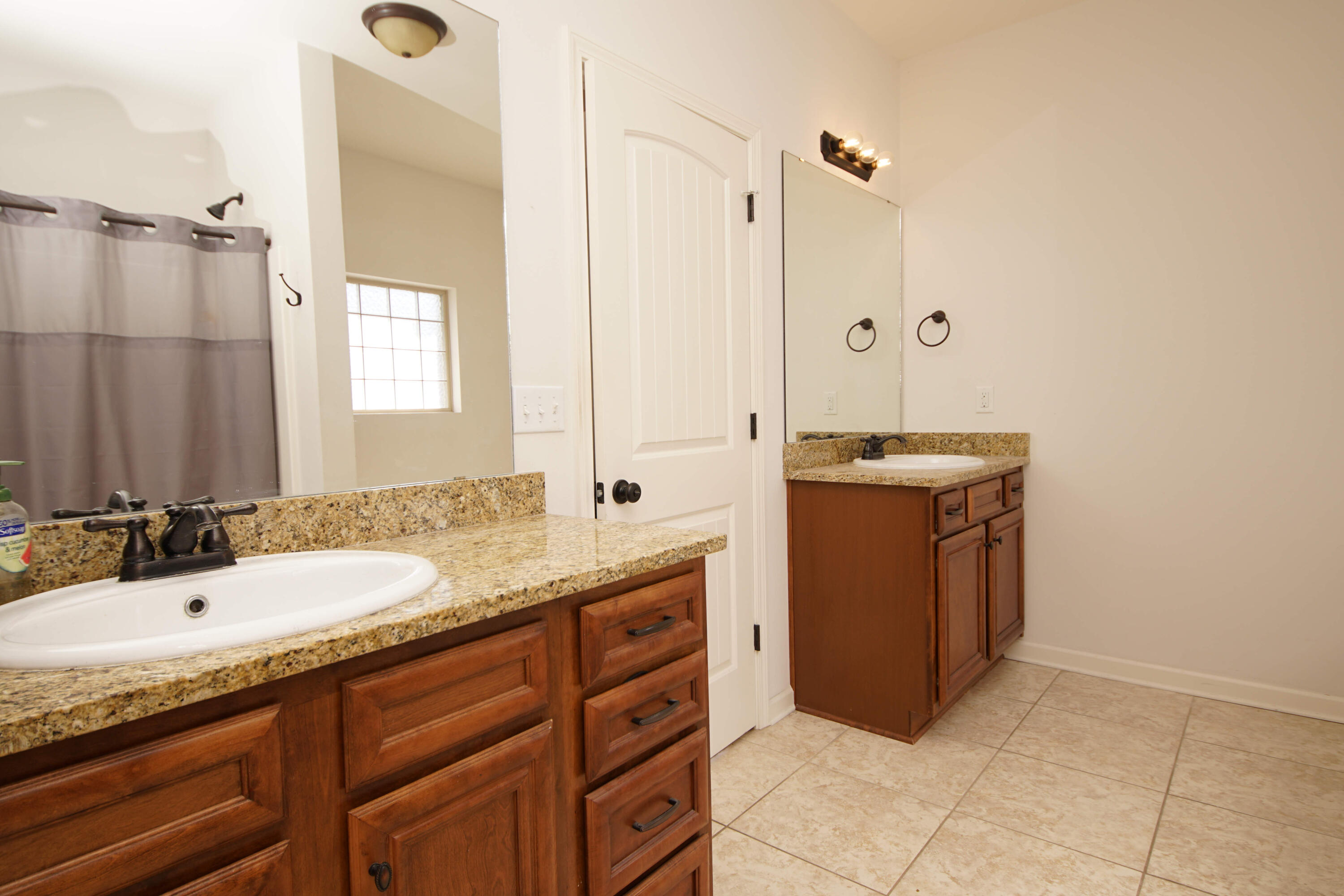 SHADOW PINES - Residential Lease