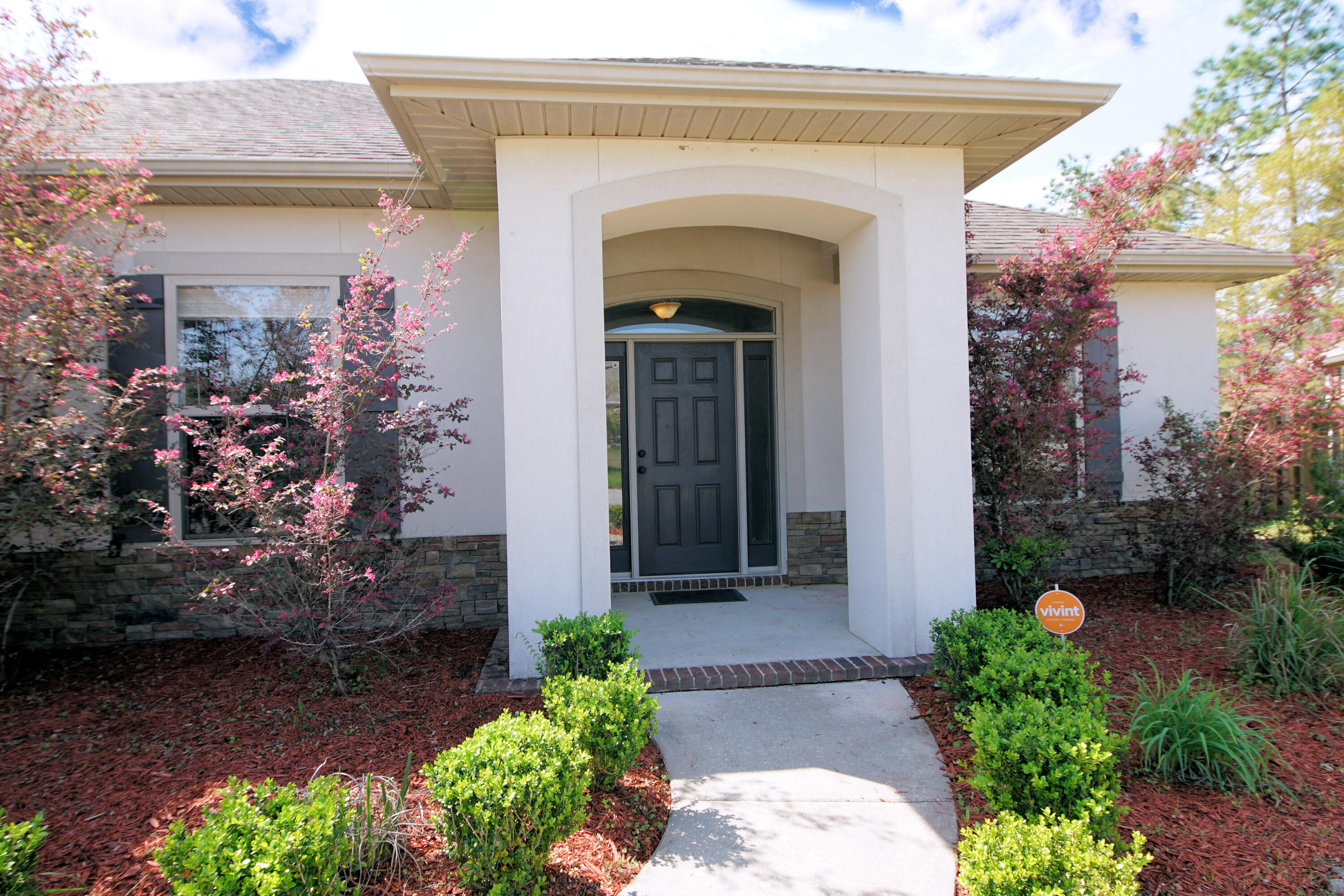 SHADOW PINES - Residential Lease