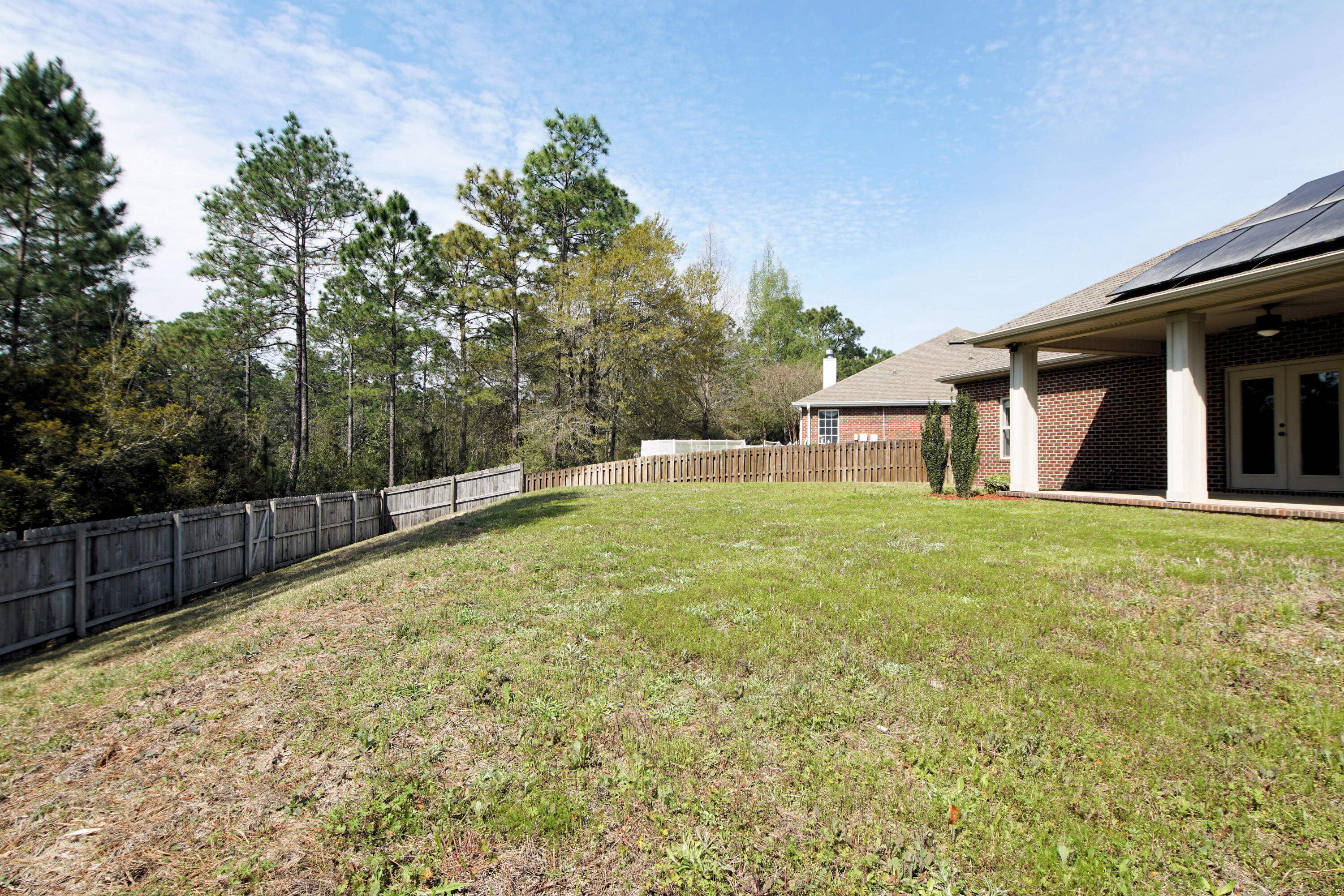 SHADOW PINES - Residential Lease