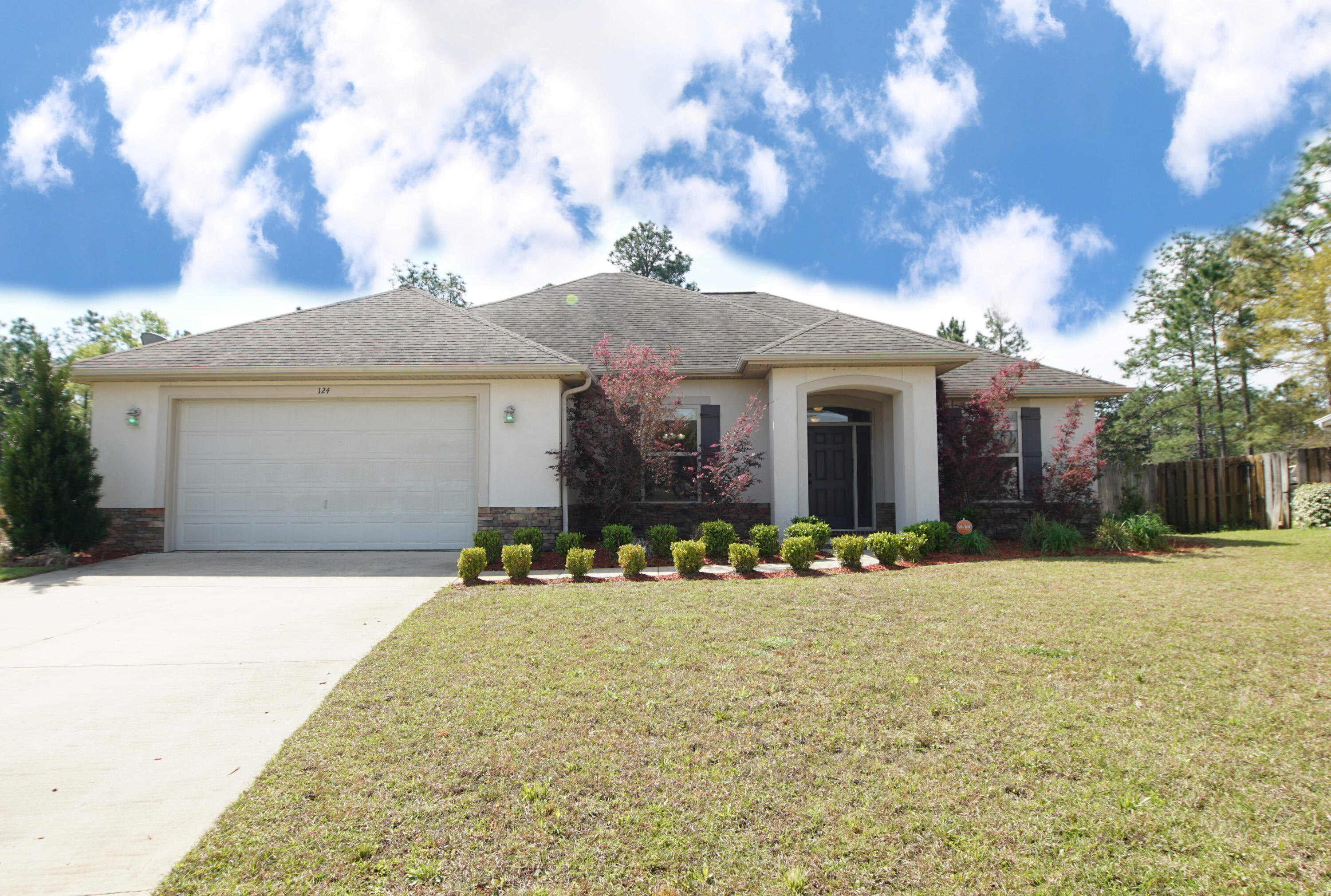 SHADOW PINES - Residential Lease