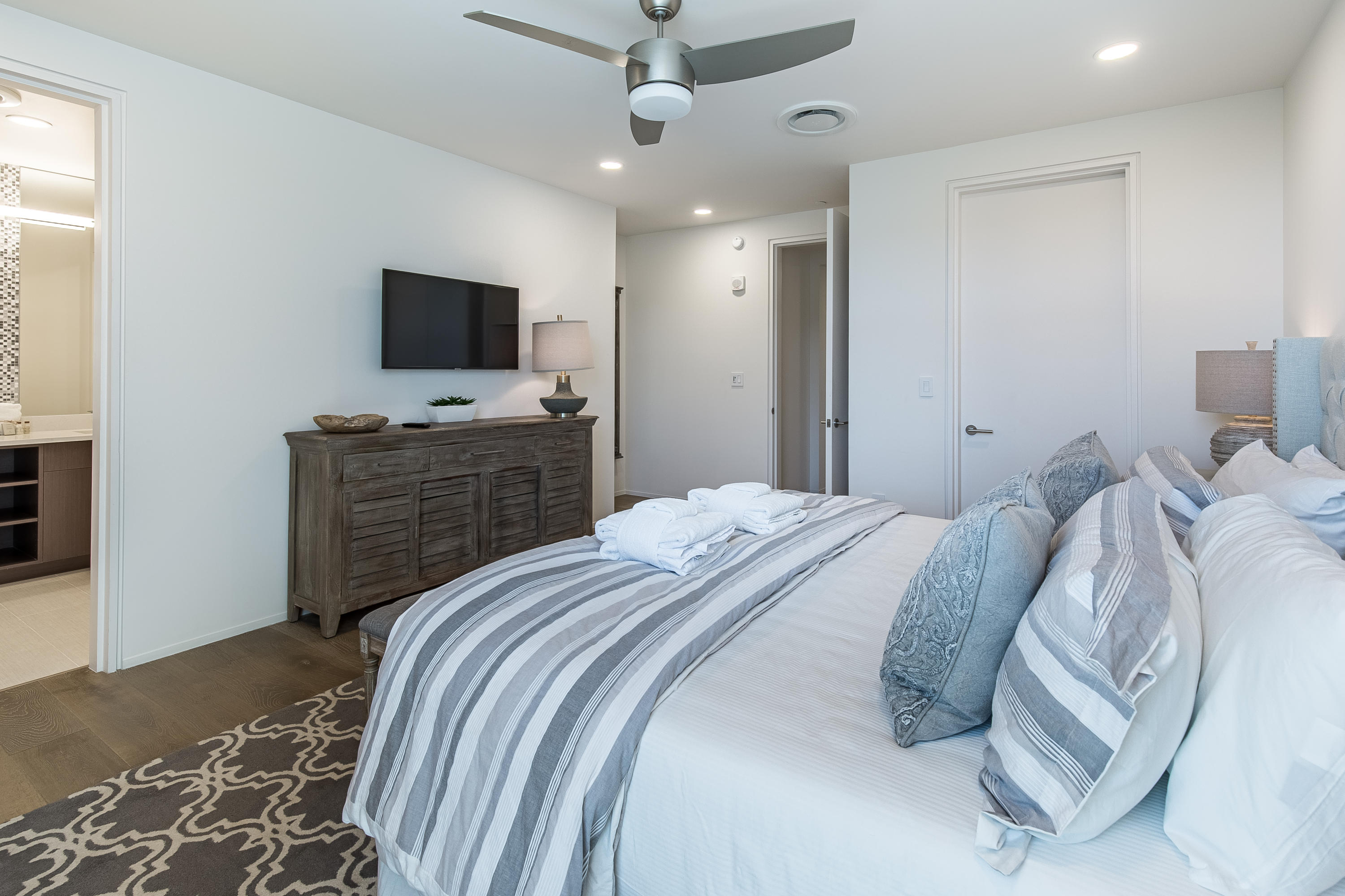 Viridian Condominium - Residential