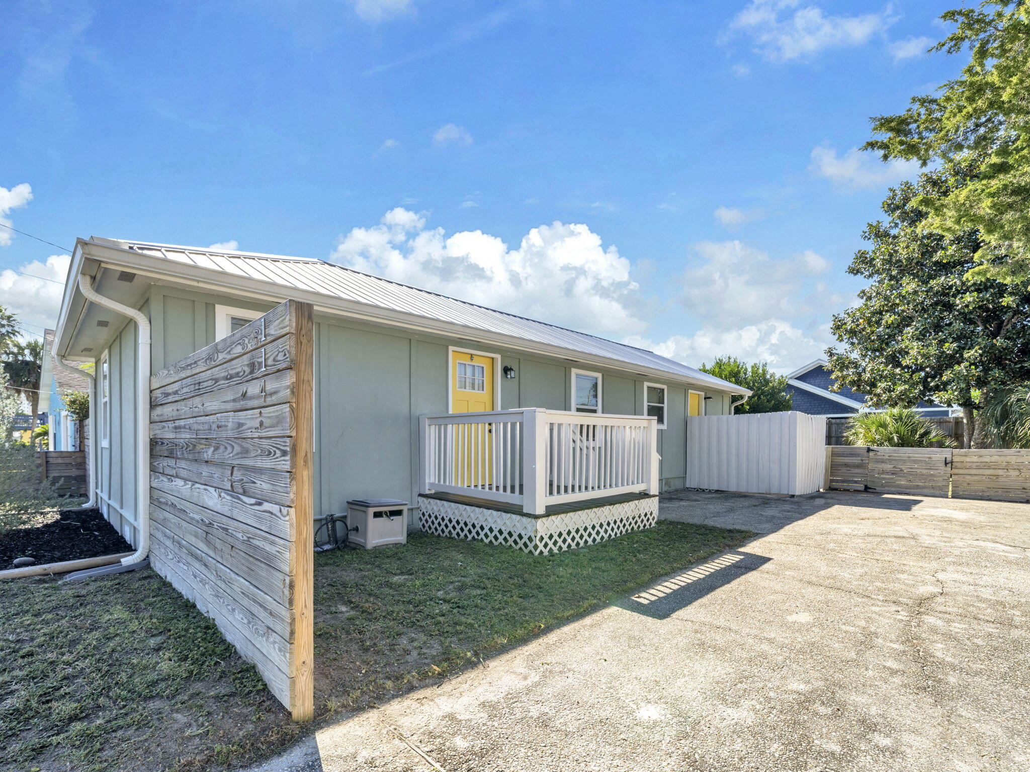 MIRAMAR HEIGHTS - Residential