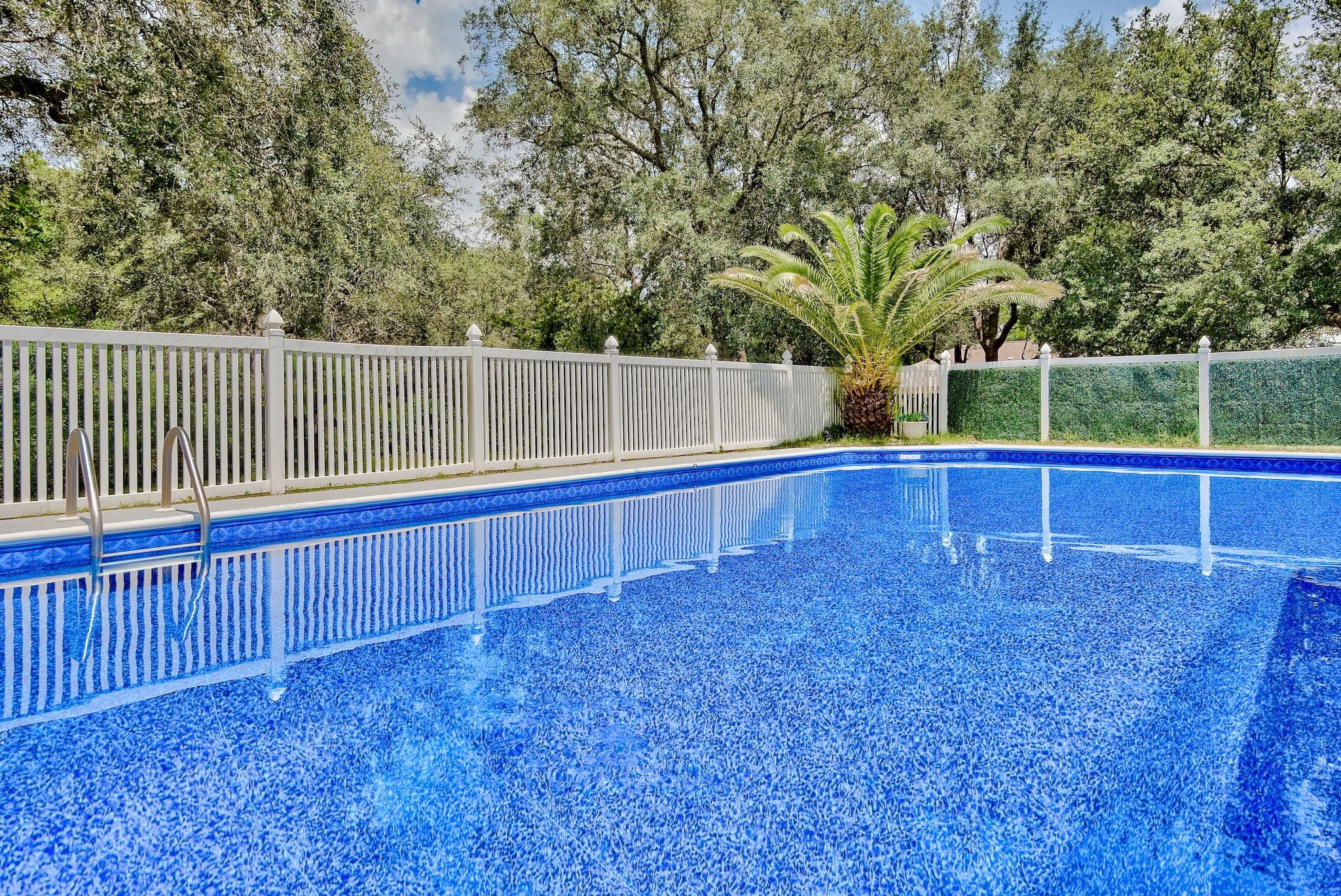 PARKWOOD ESTATES PH 1 BLUEWATER BAY - Residential