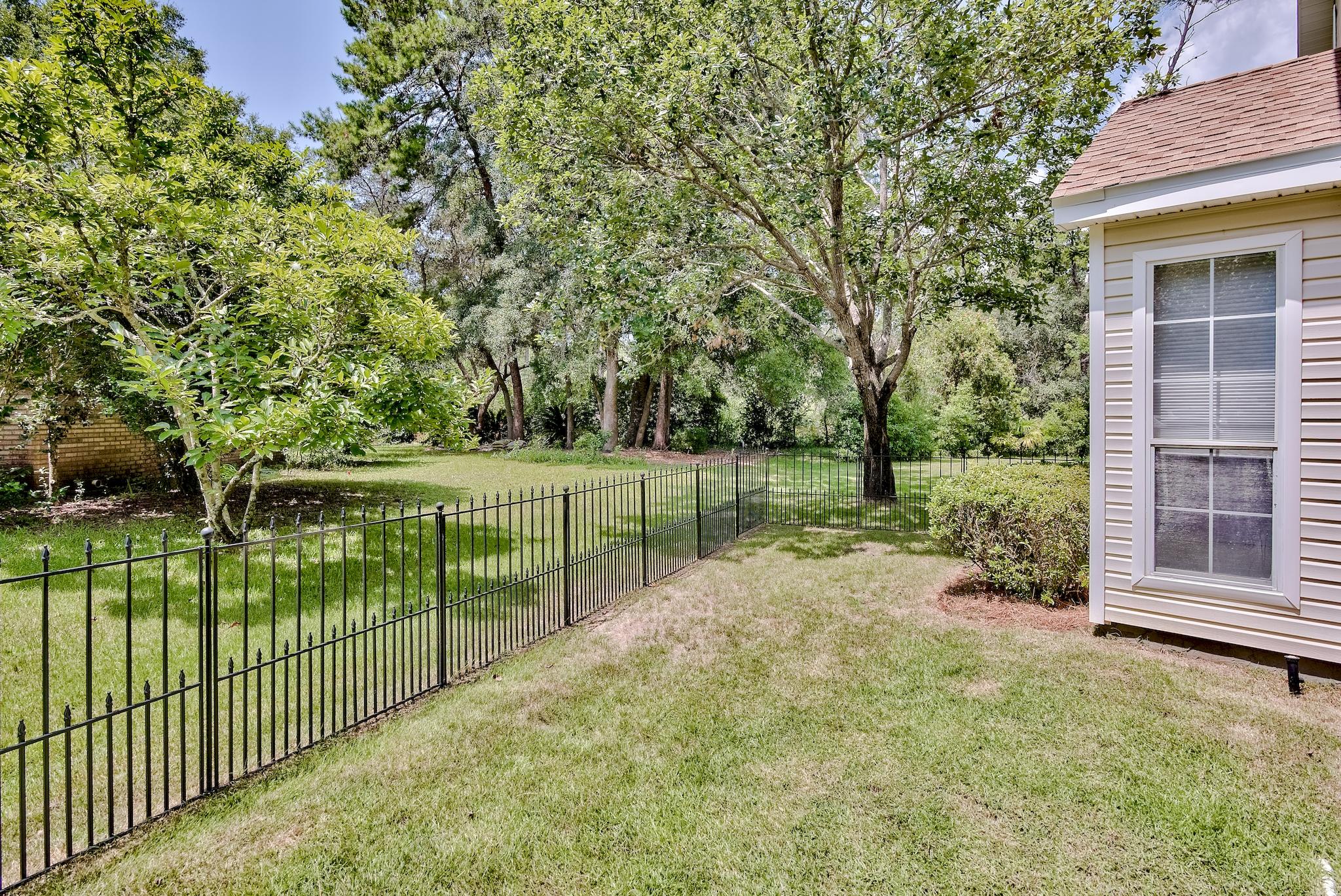 PARKWOOD ESTATES PH 1 BLUEWATER BAY - Residential