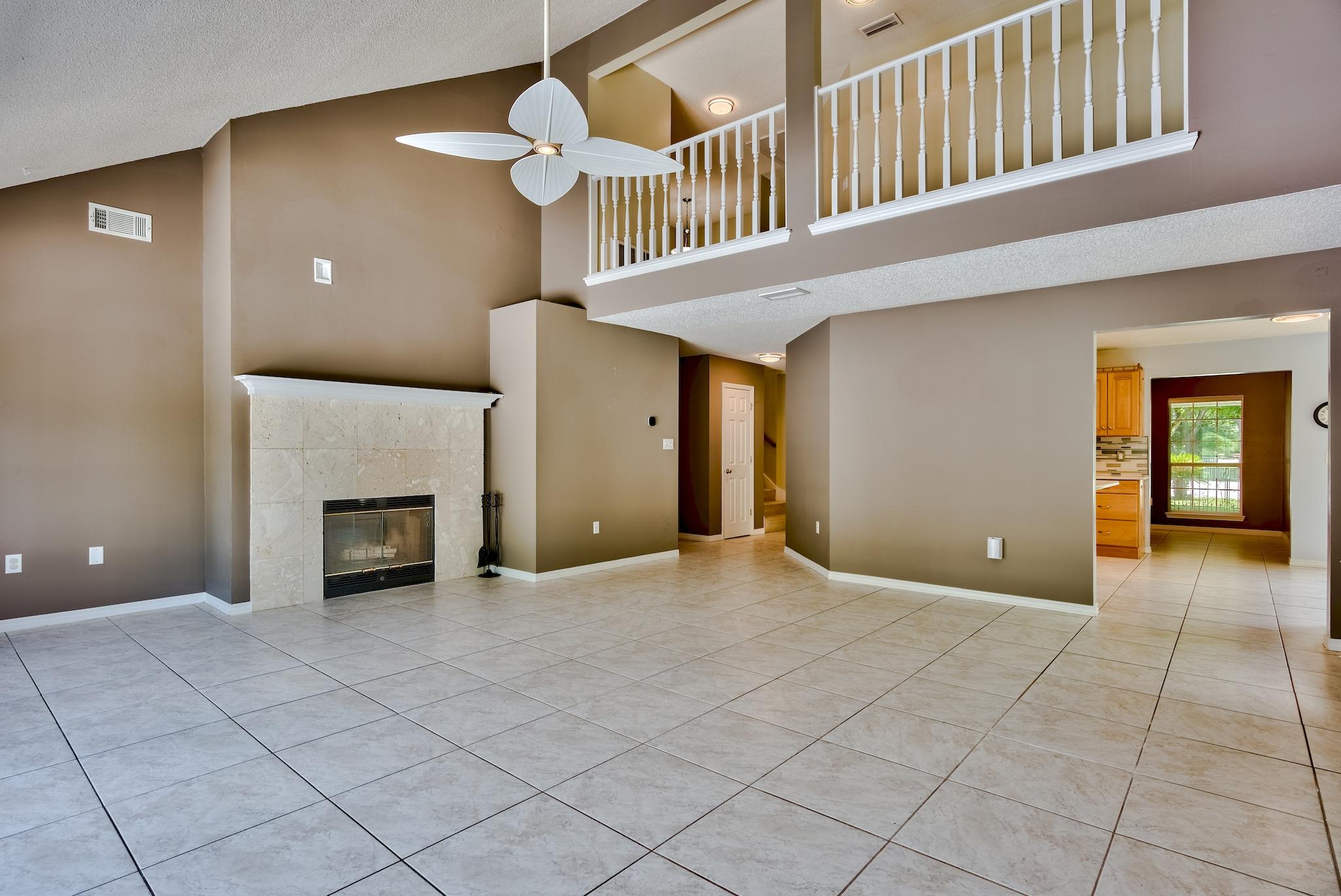 PARKWOOD ESTATES PH 1 BLUEWATER BAY - Residential