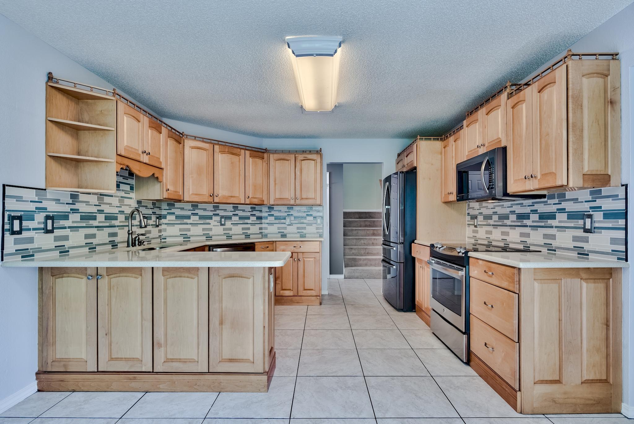 PARKWOOD ESTATES PH 1 BLUEWATER BAY - Residential