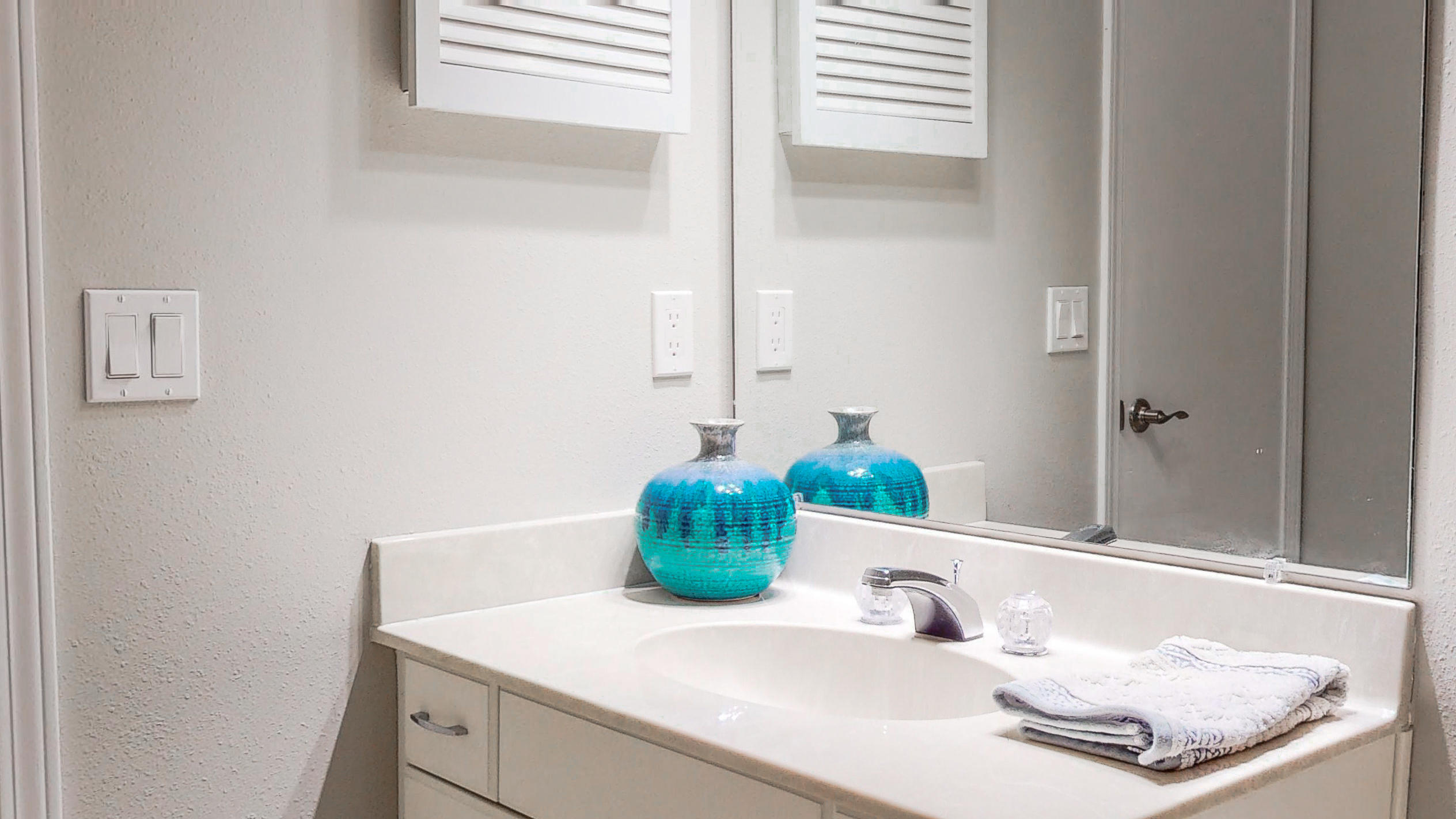 BAYSIDE VILLAS CONDO - Residential